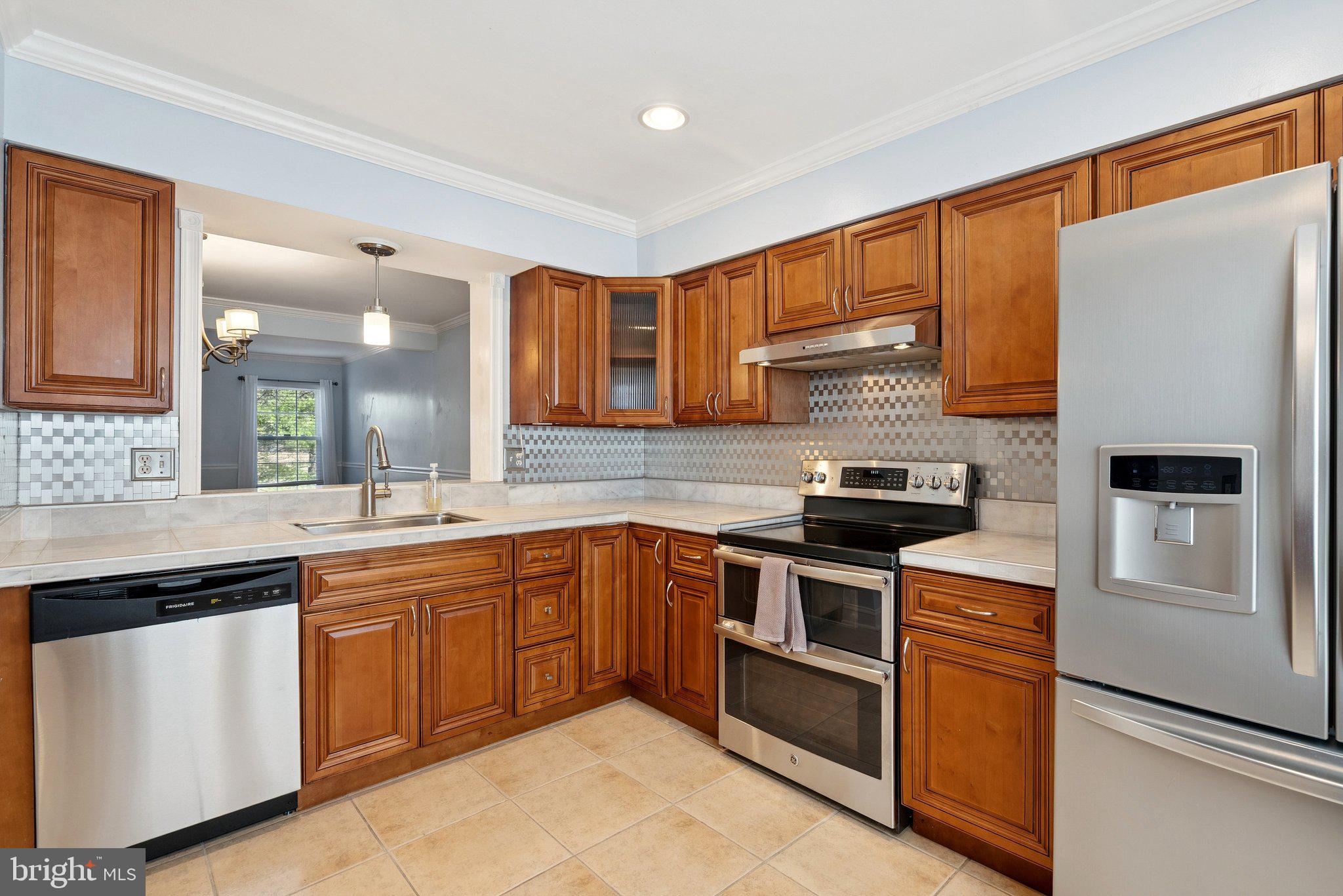 VILLAGE OF HICKORY RIDGE - Residential