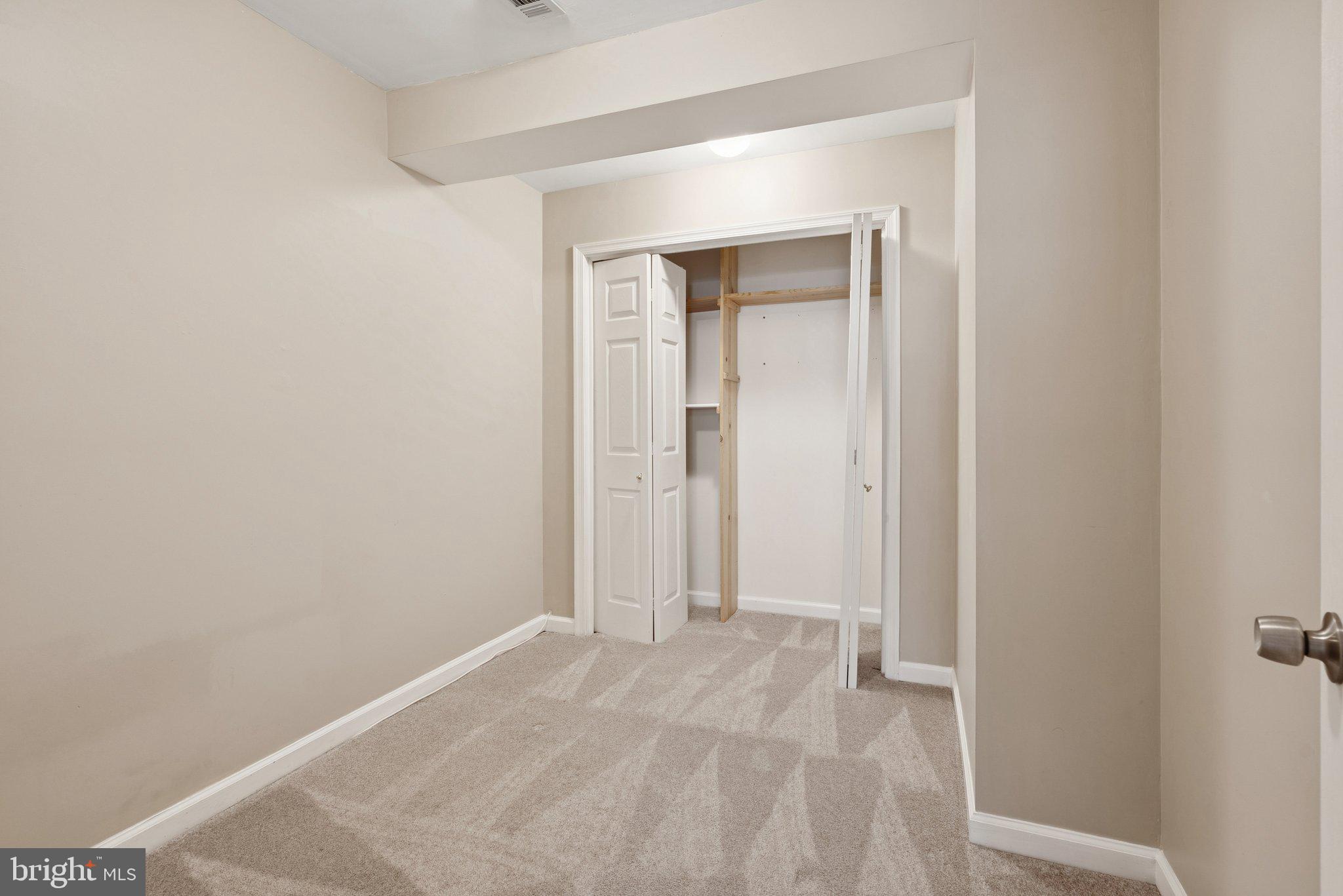 VILLAGE OF HICKORY RIDGE - Residential