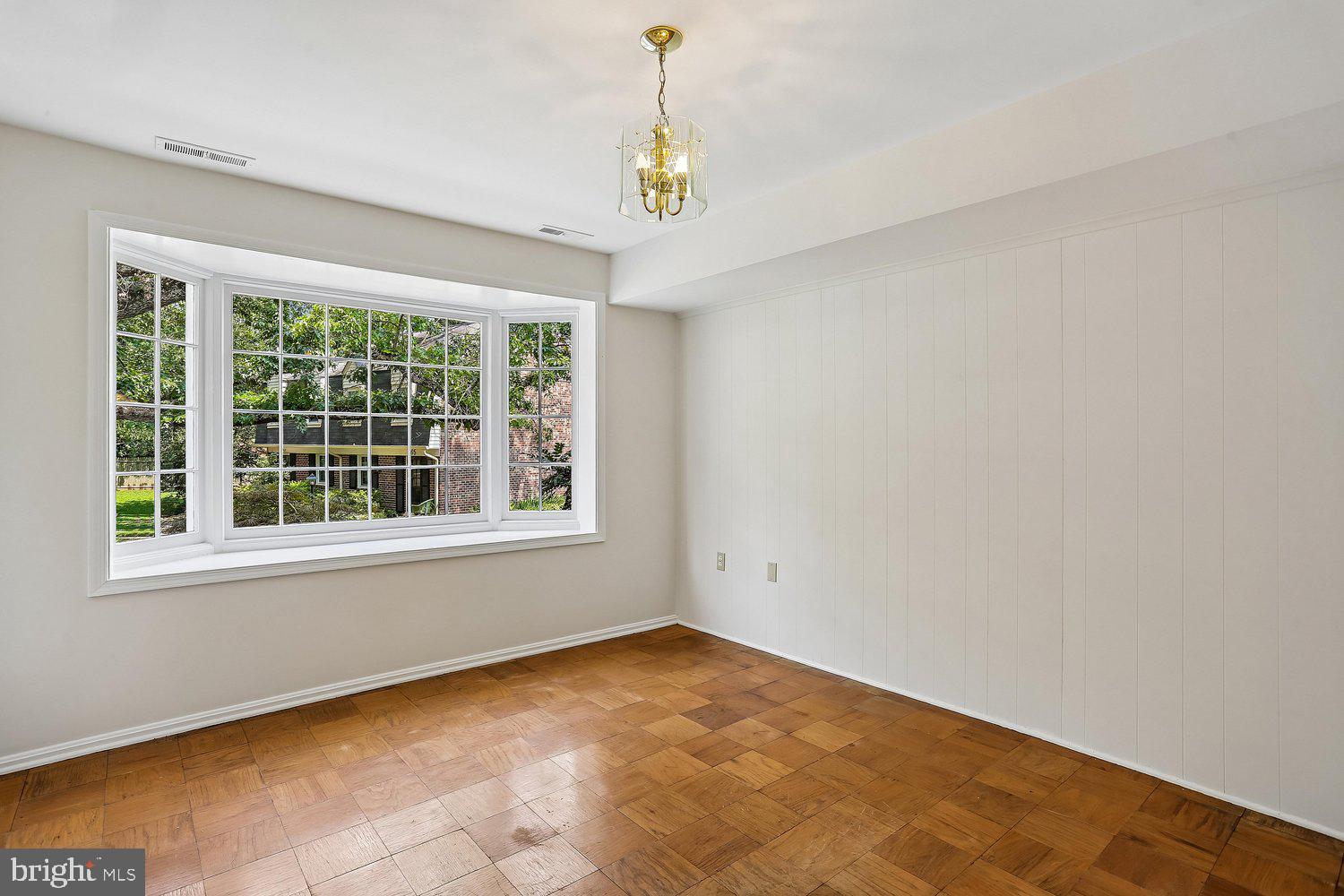 775 AZALEA DRIVE 31-775