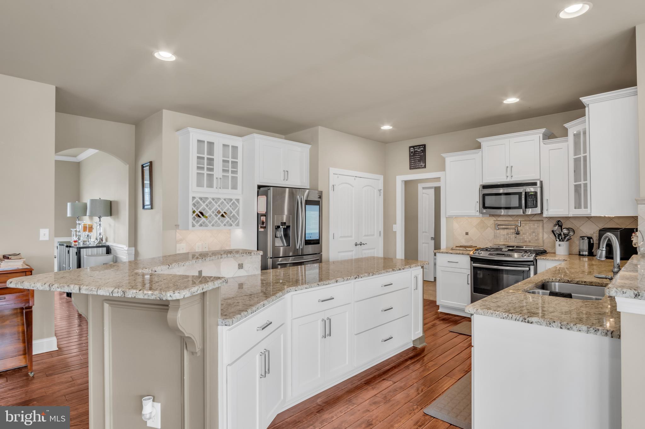 MEADOWBROOK FARMS - Residential