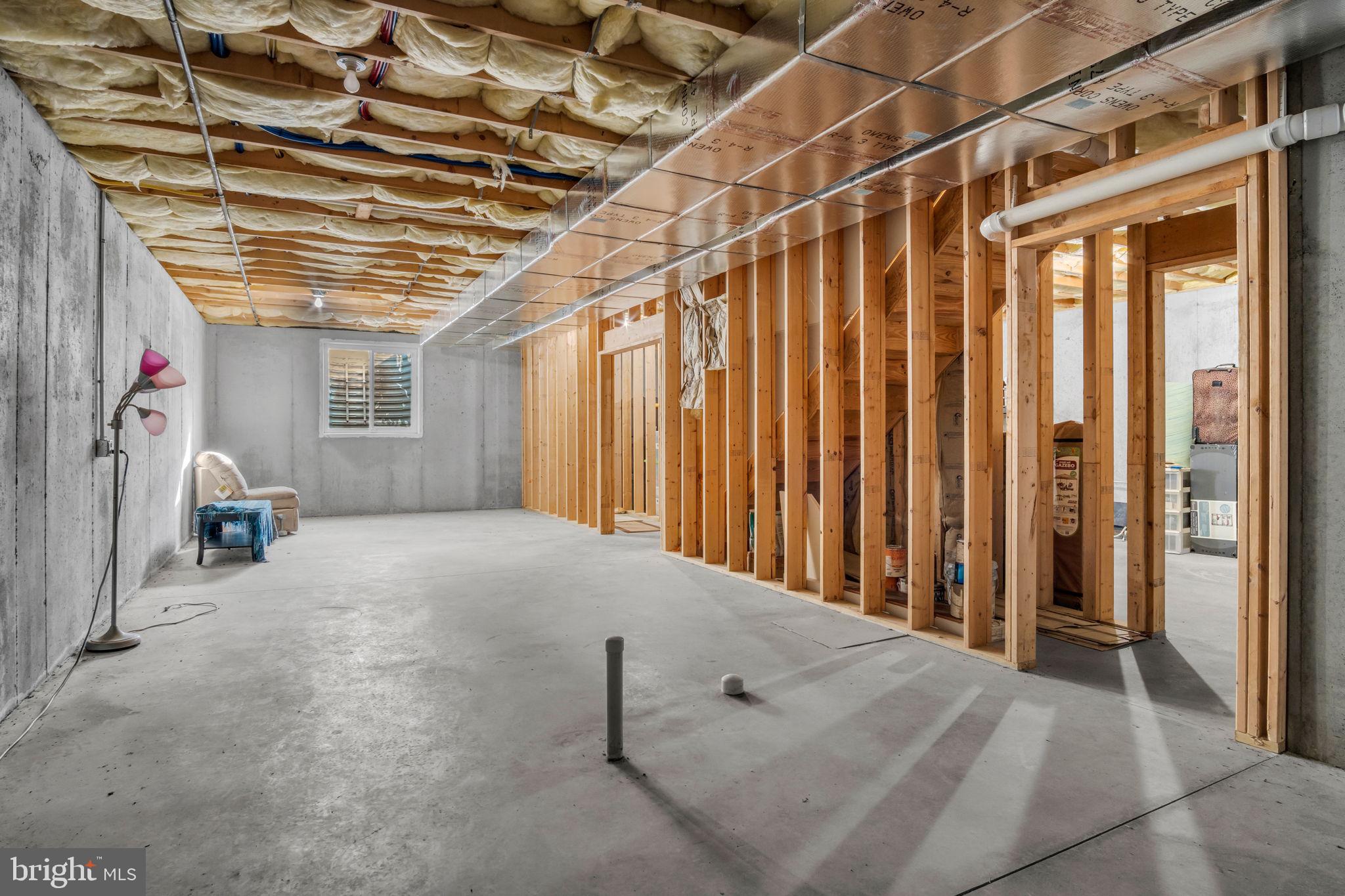 MEADOWBROOK FARMS - Residential