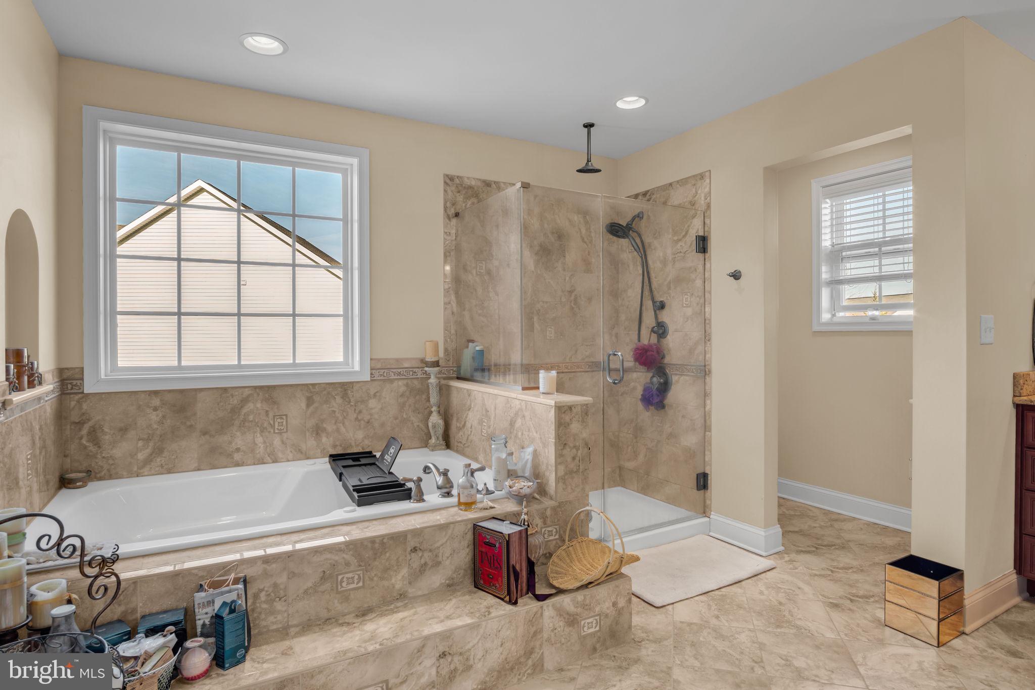 MEADOWBROOK FARMS - Residential