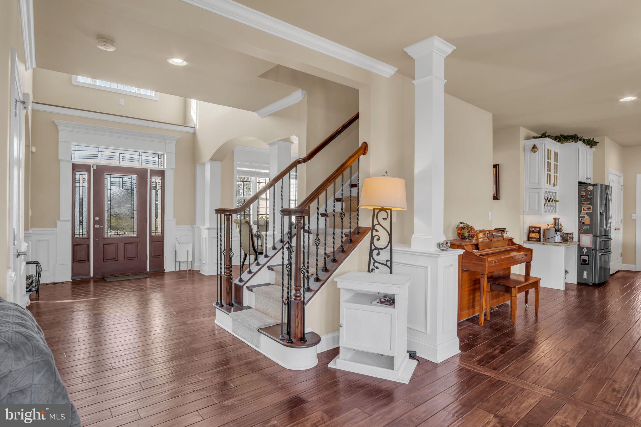 MEADOWBROOK FARMS - Residential