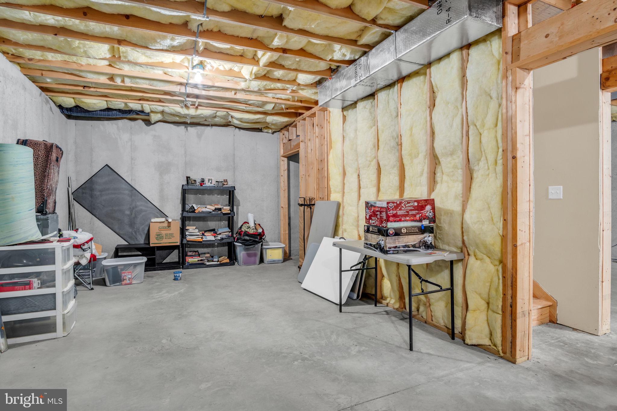 MEADOWBROOK FARMS - Residential