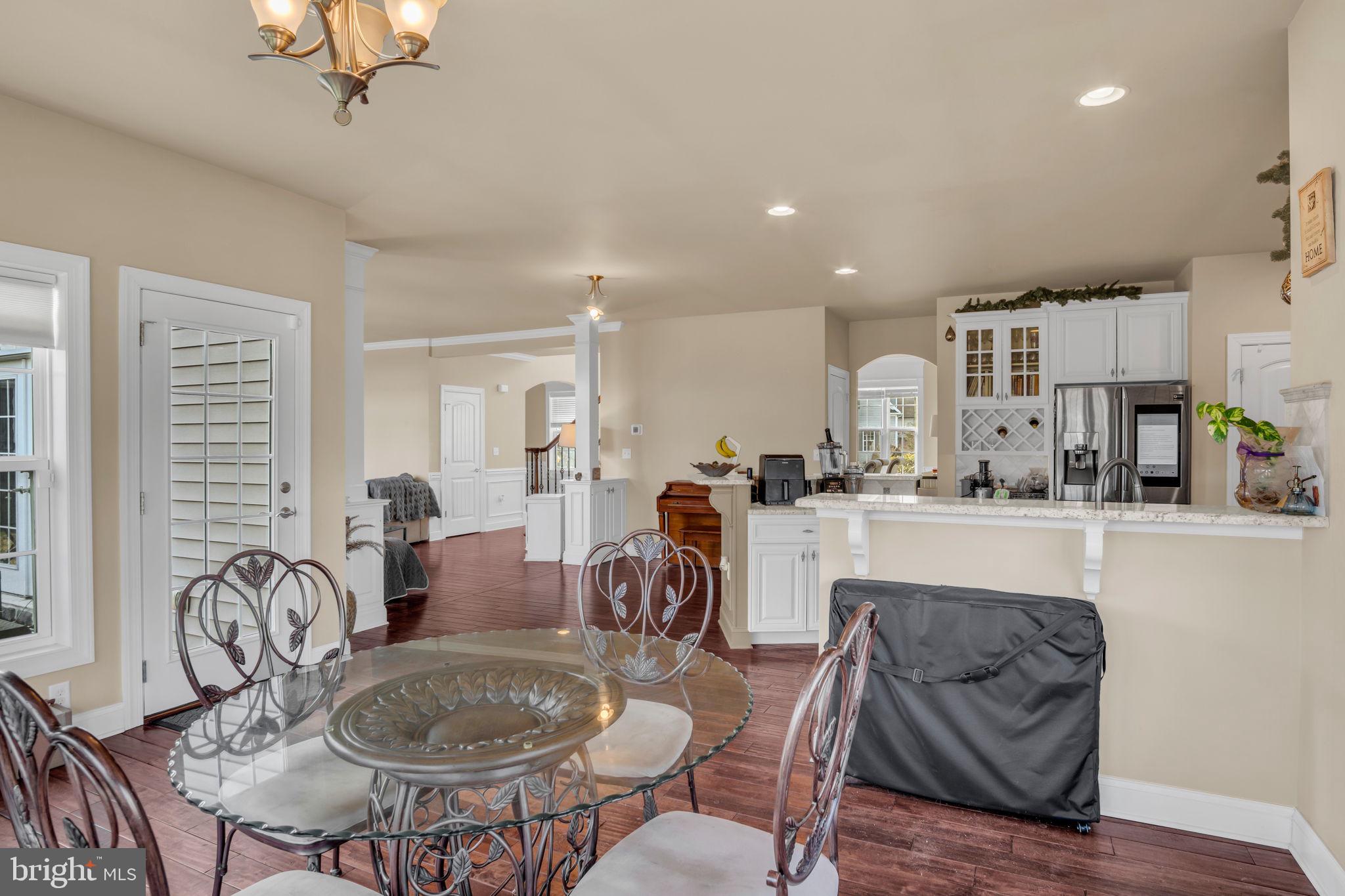 MEADOWBROOK FARMS - Residential