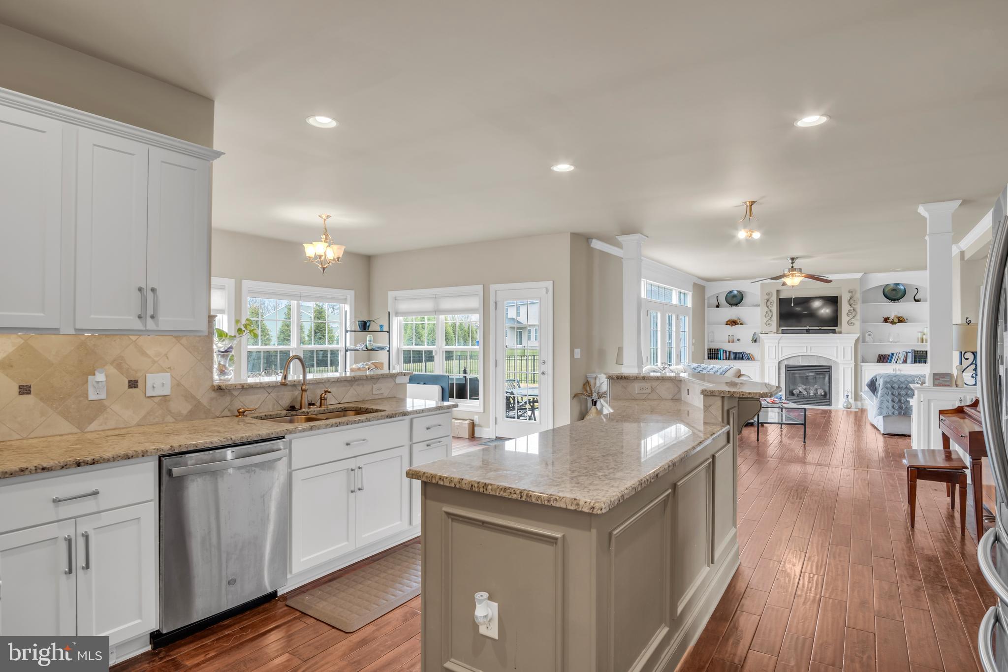 MEADOWBROOK FARMS - Residential