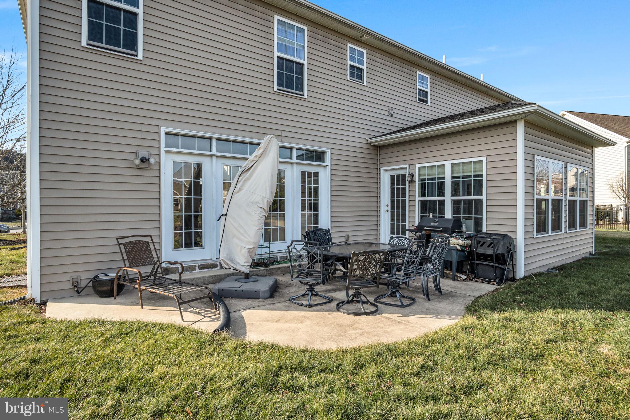 MEADOWBROOK FARMS - Residential