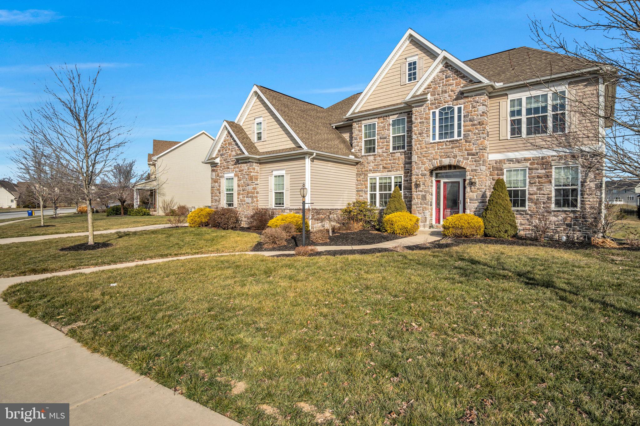 MEADOWBROOK FARMS - Residential