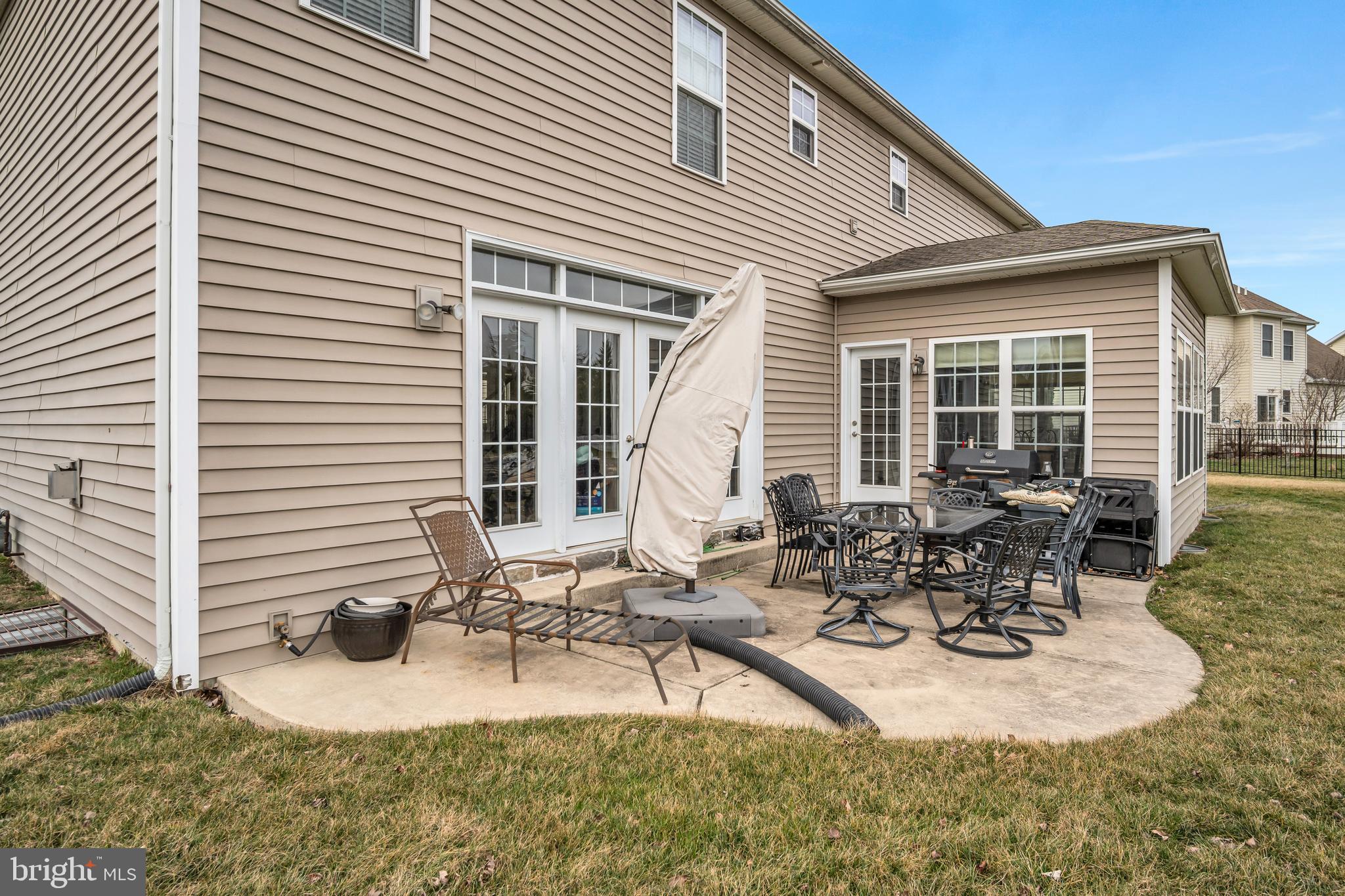 MEADOWBROOK FARMS - Residential