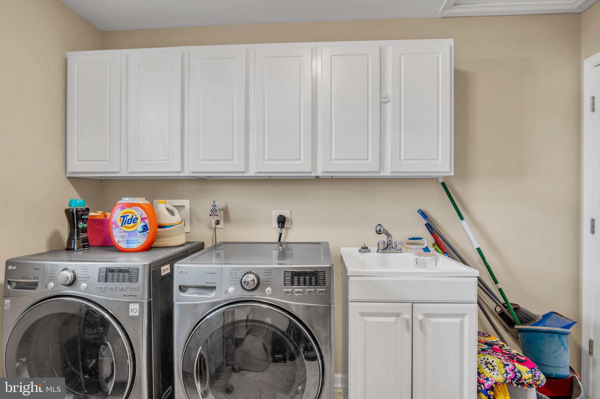 MEADOWBROOK FARMS - Residential