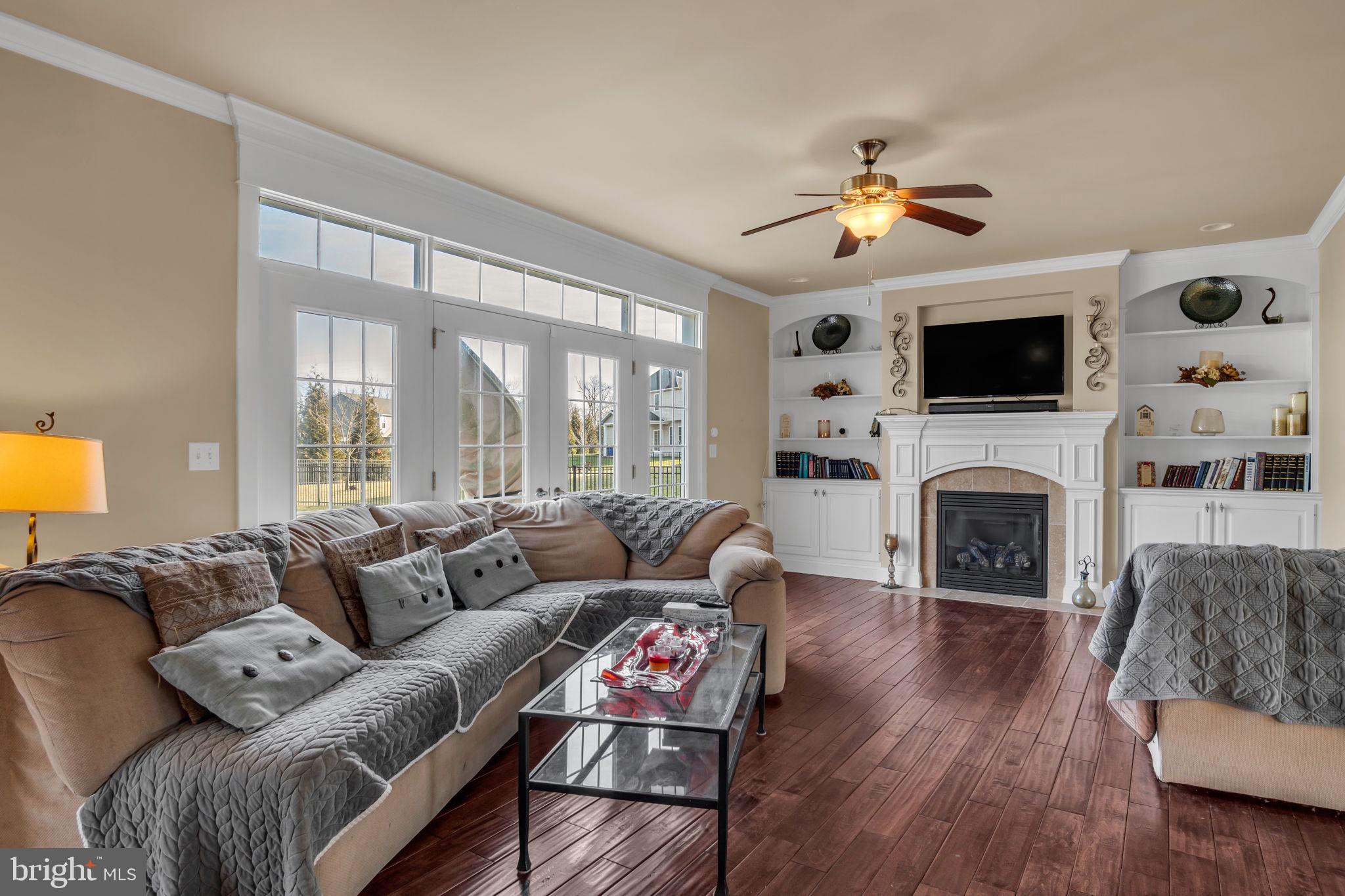 MEADOWBROOK FARMS - Residential