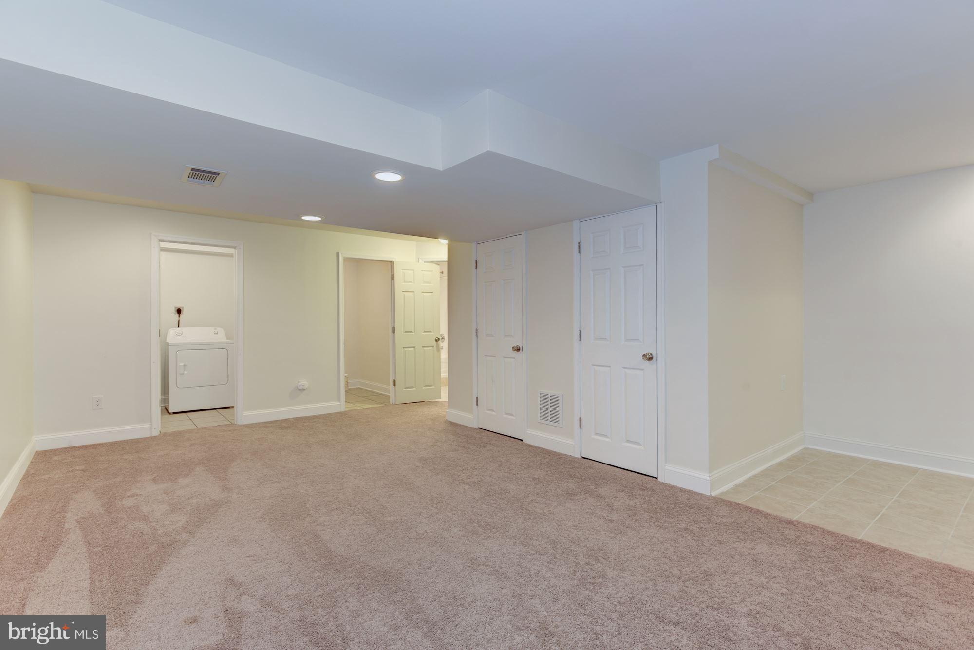 PRENTISS POINT - Residential Lease