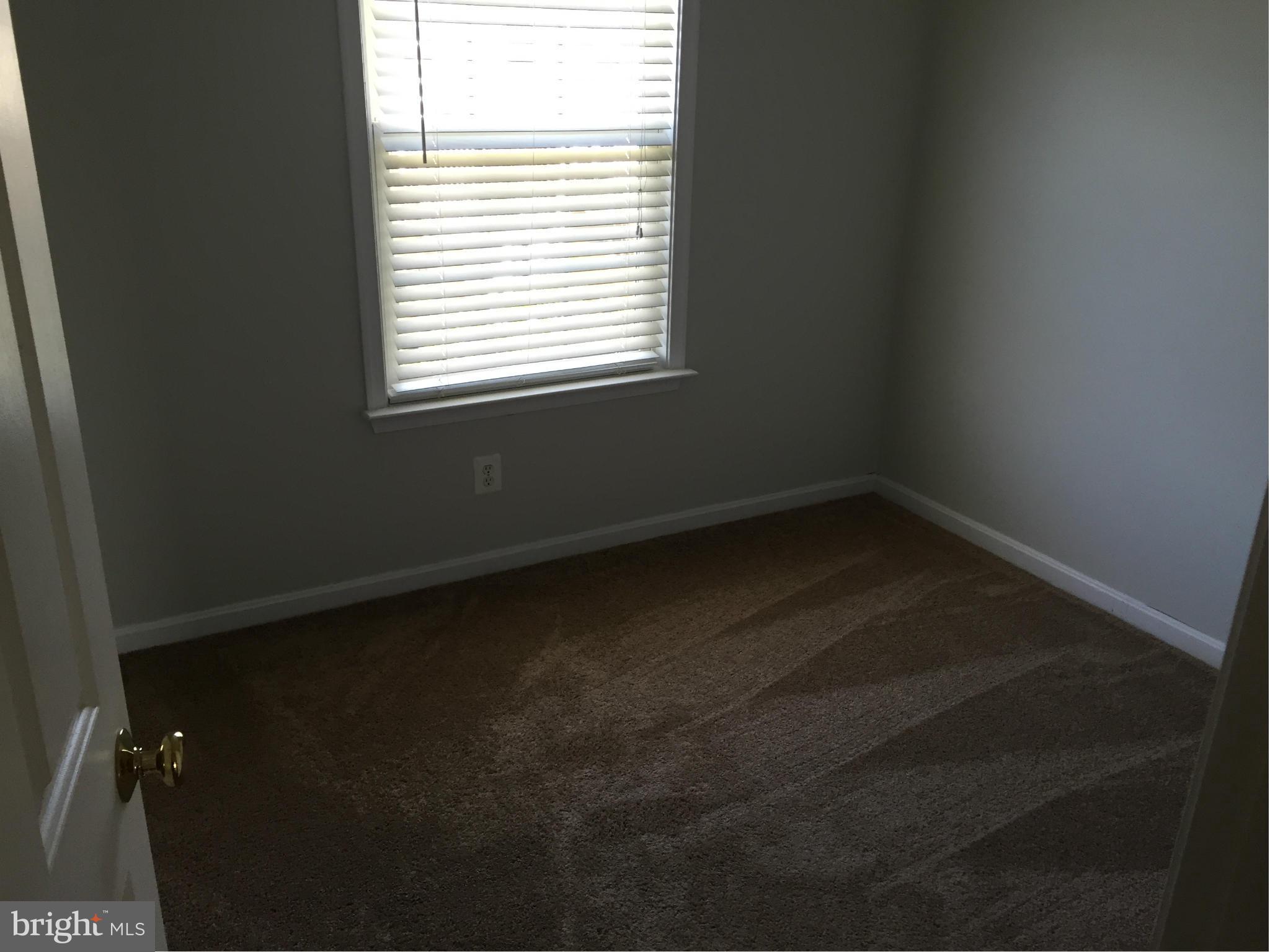 CHARLESTOWN COMMONS - Farm