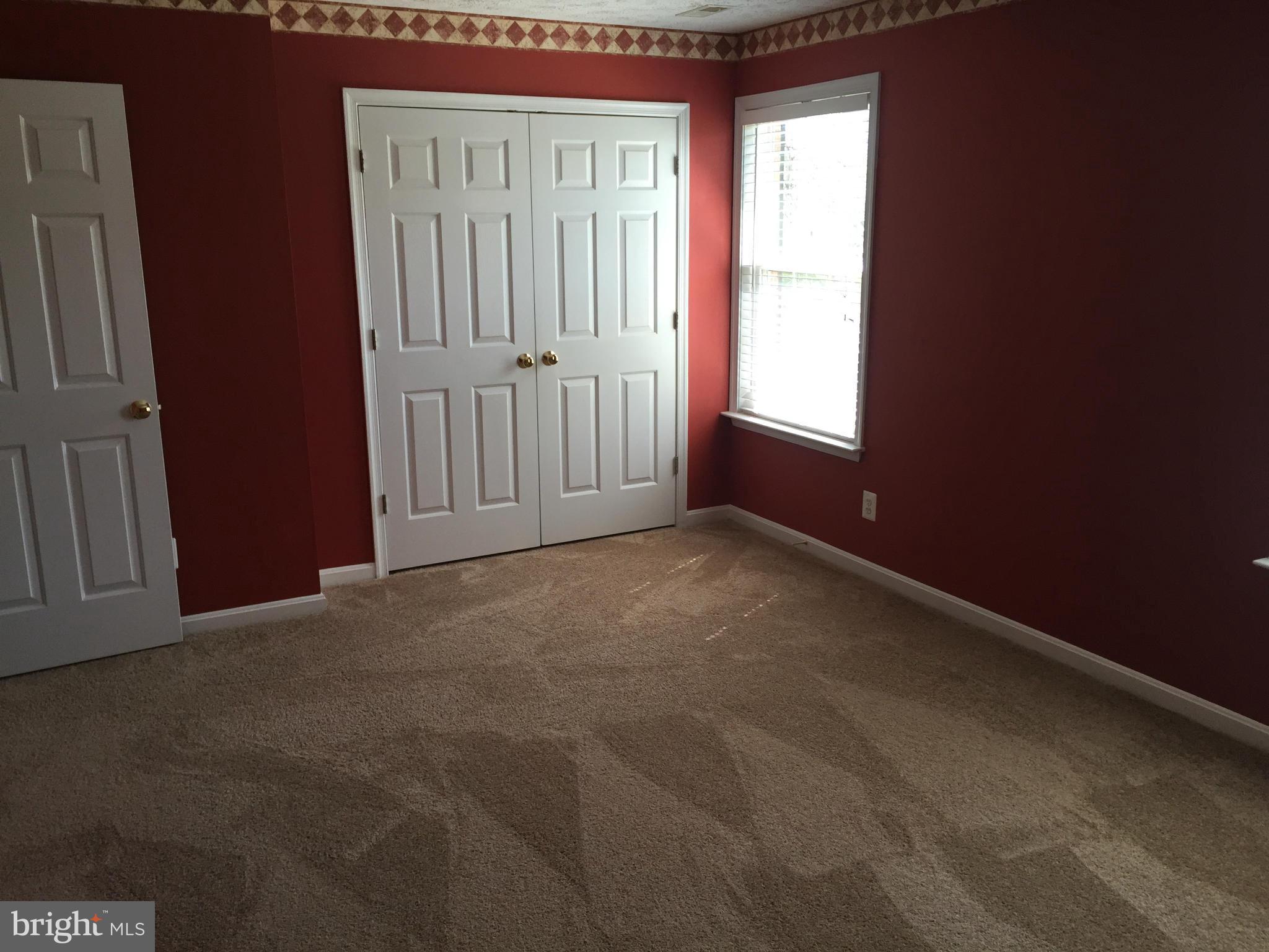 CHARLESTOWN COMMONS - Farm