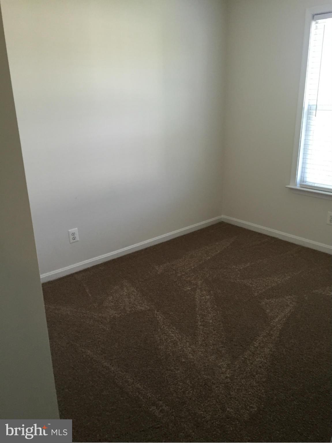 CHARLESTOWN COMMONS - Farm