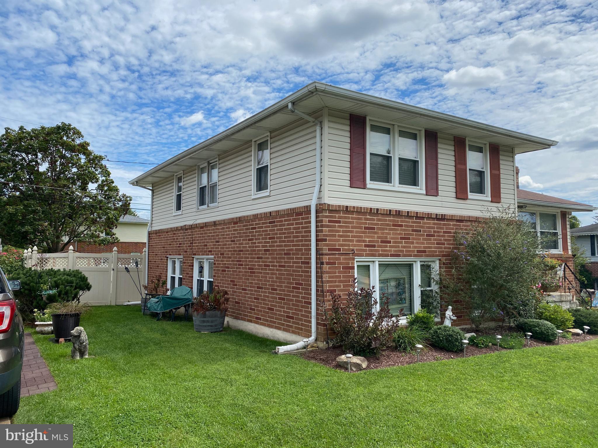 GREEN RIDGE GARDENS - Residential