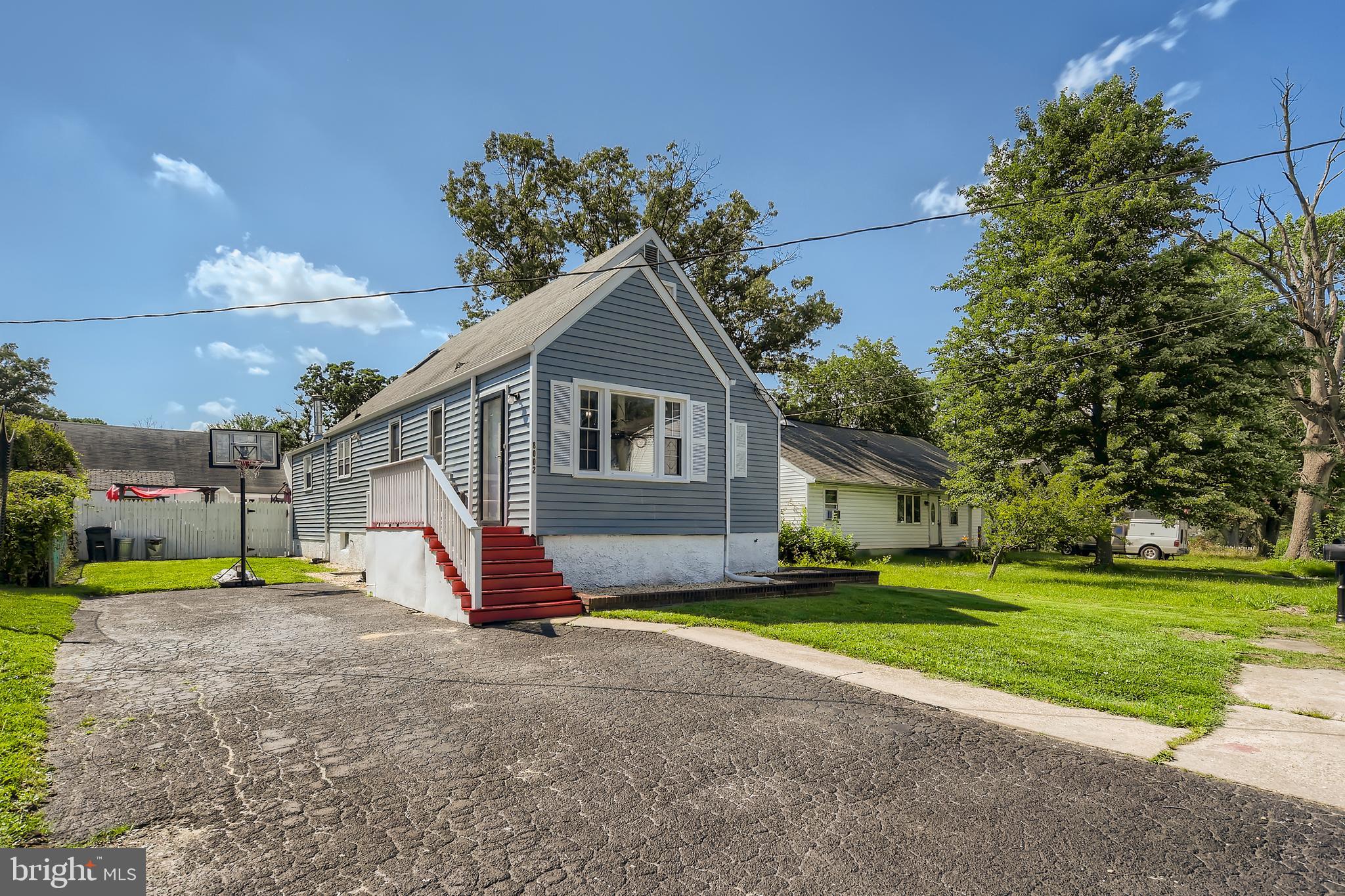 HILLENDALE PARK - Residential