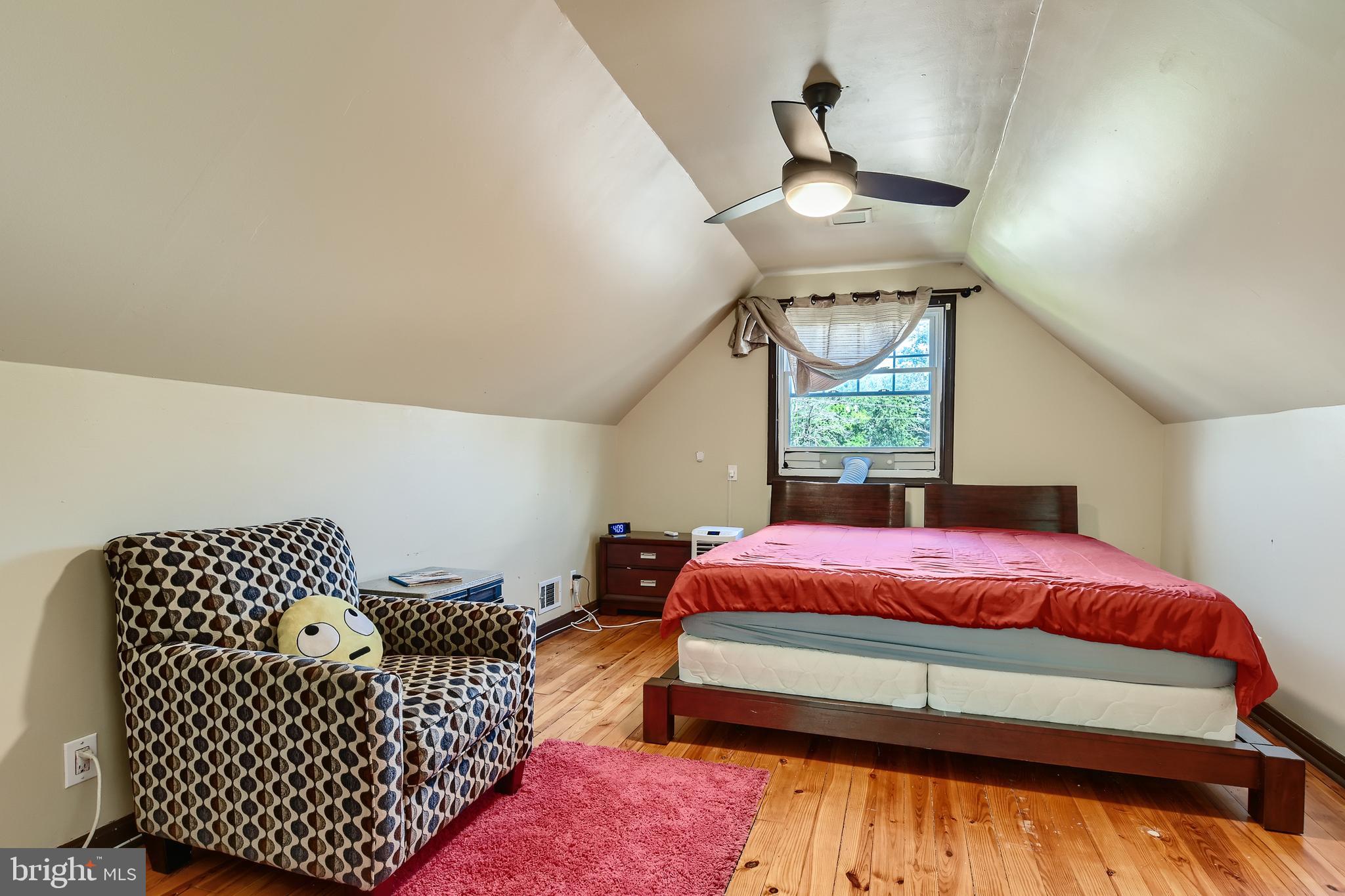 HILLENDALE PARK - Residential