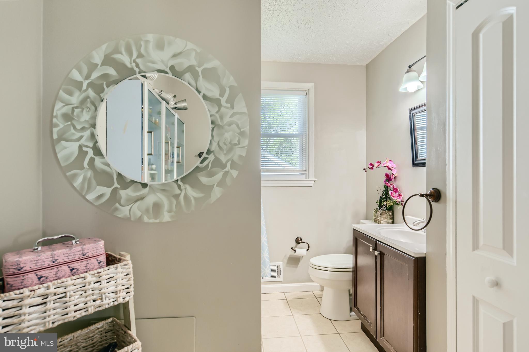 HILLENDALE PARK - Residential