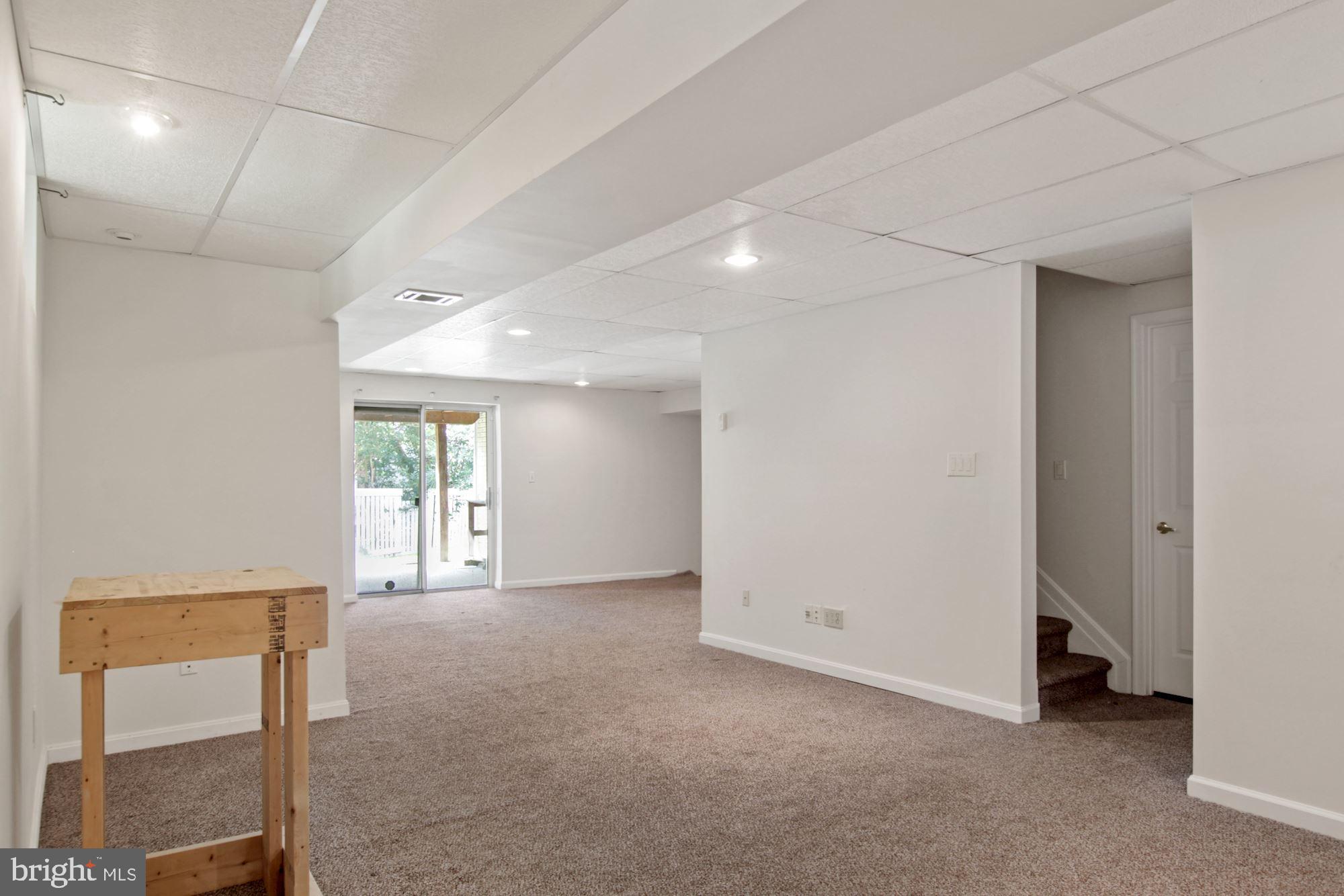 LAUREL - Residential