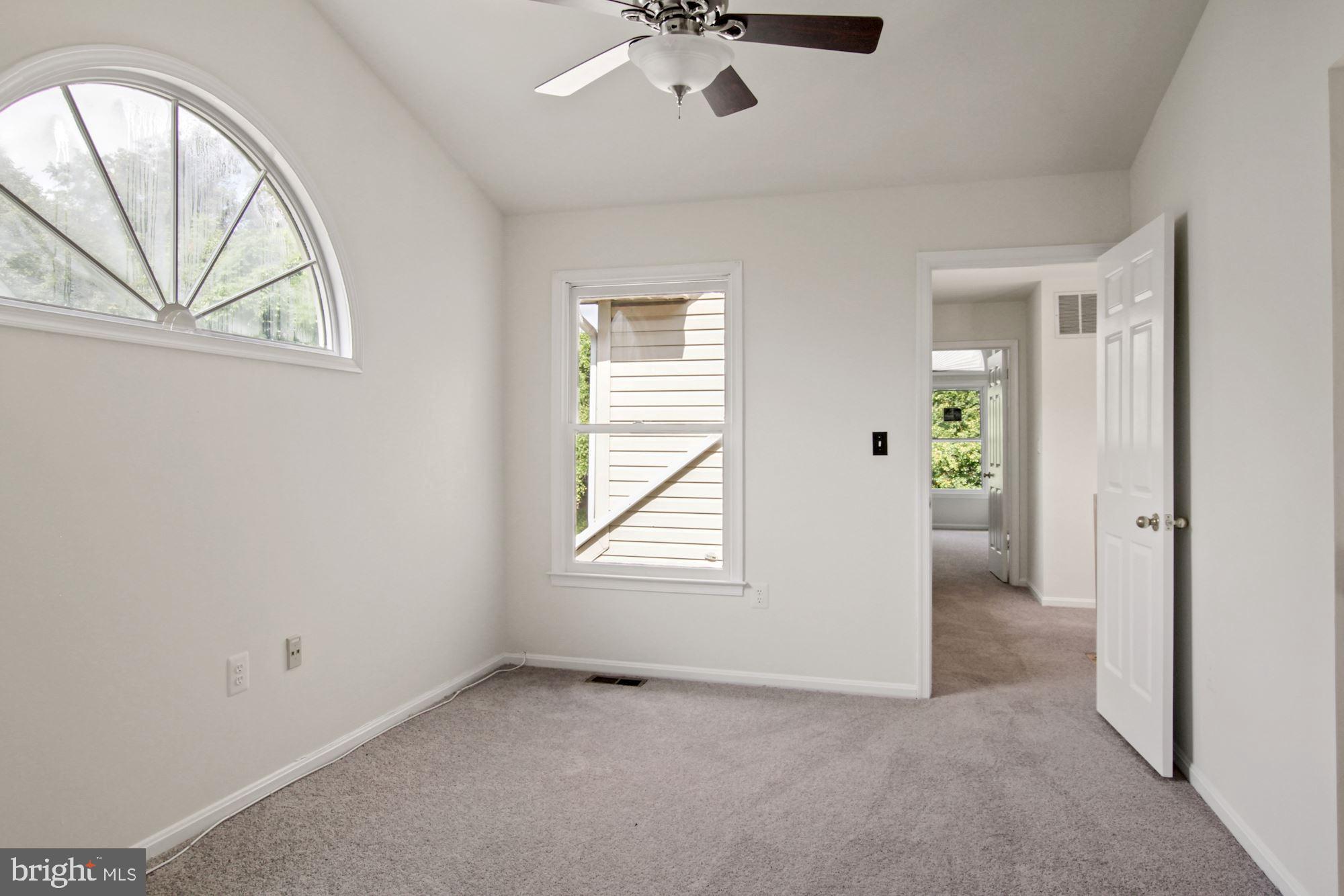 LAUREL - Residential