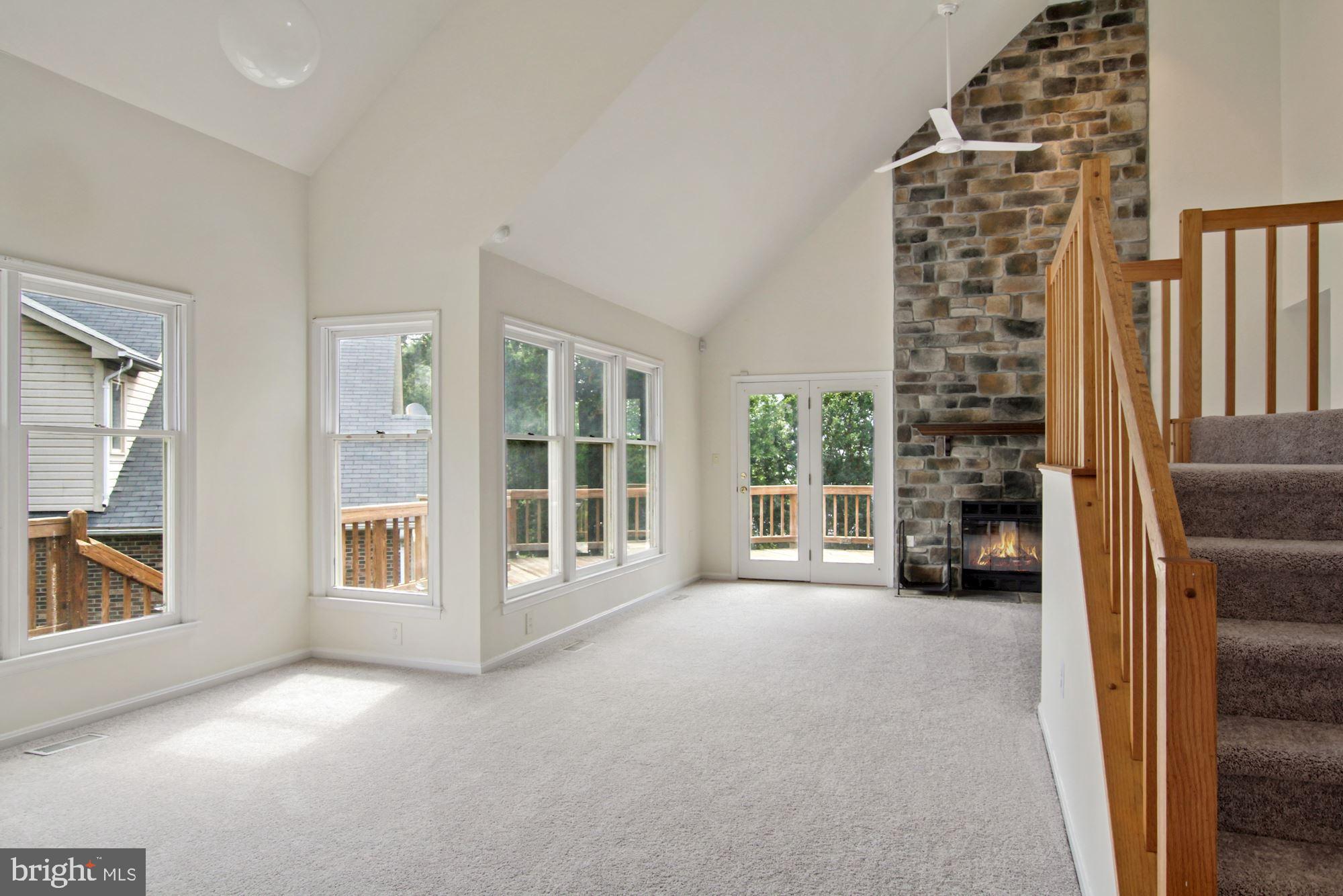 LAUREL - Residential