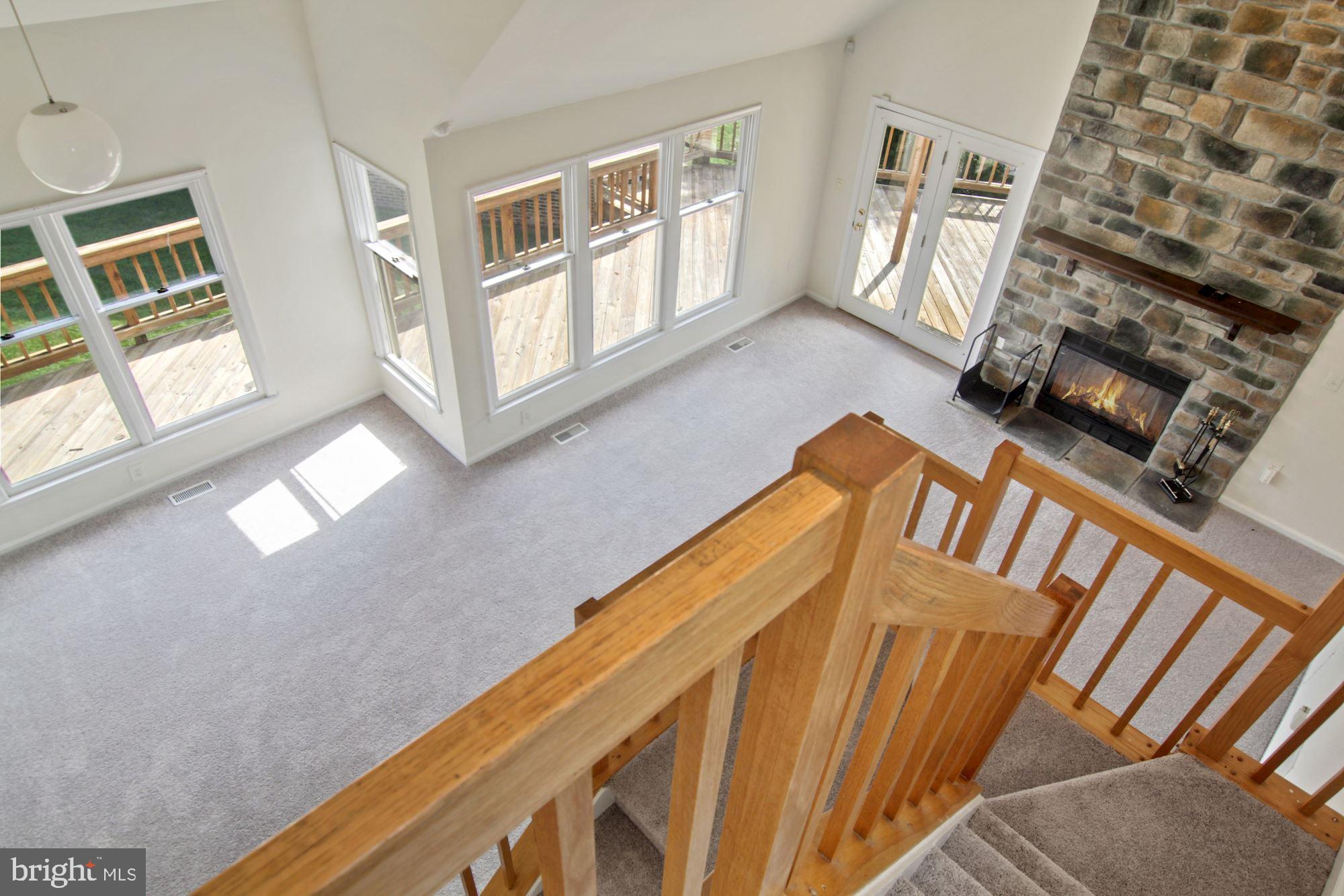 LAUREL - Residential