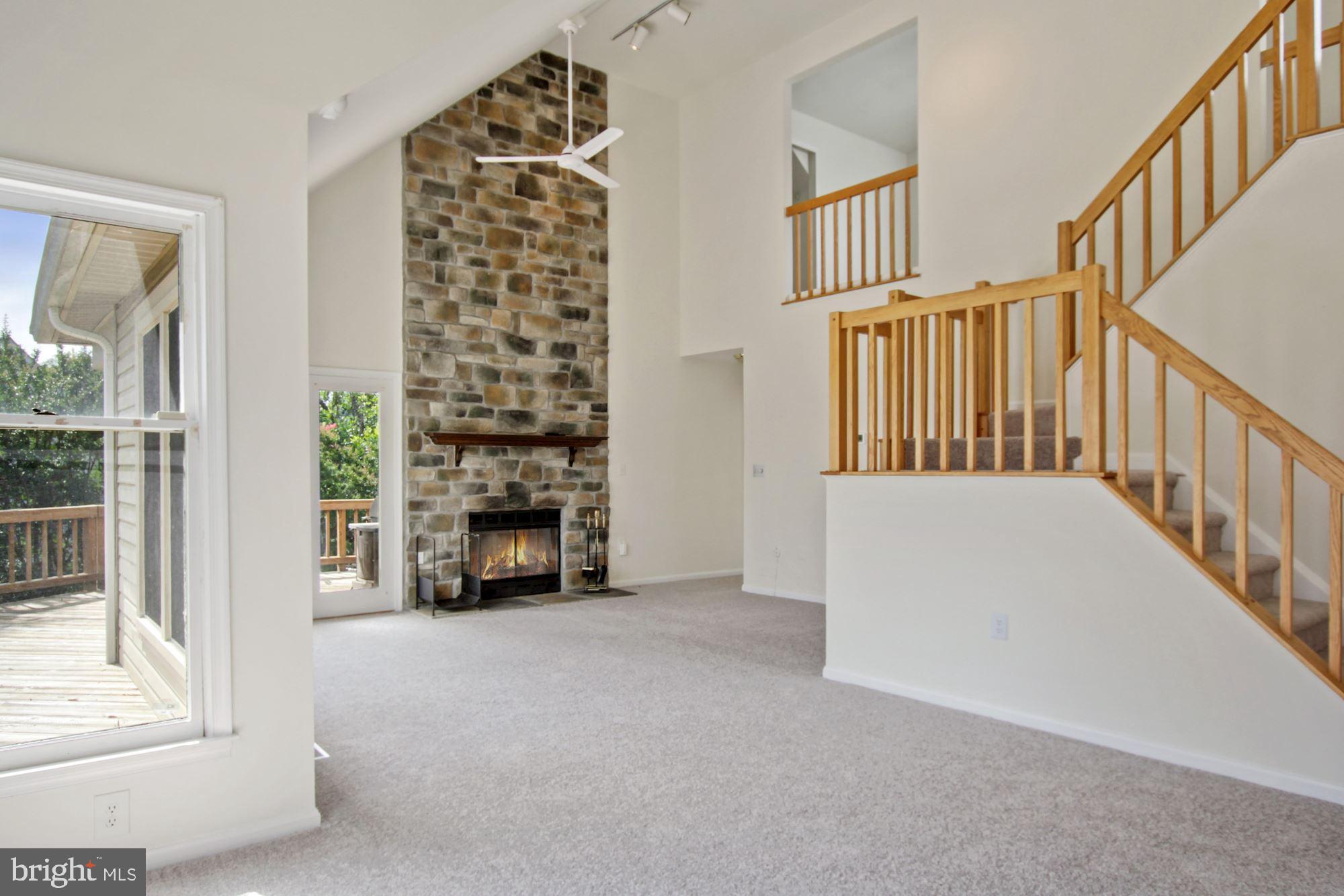 LAUREL - Residential