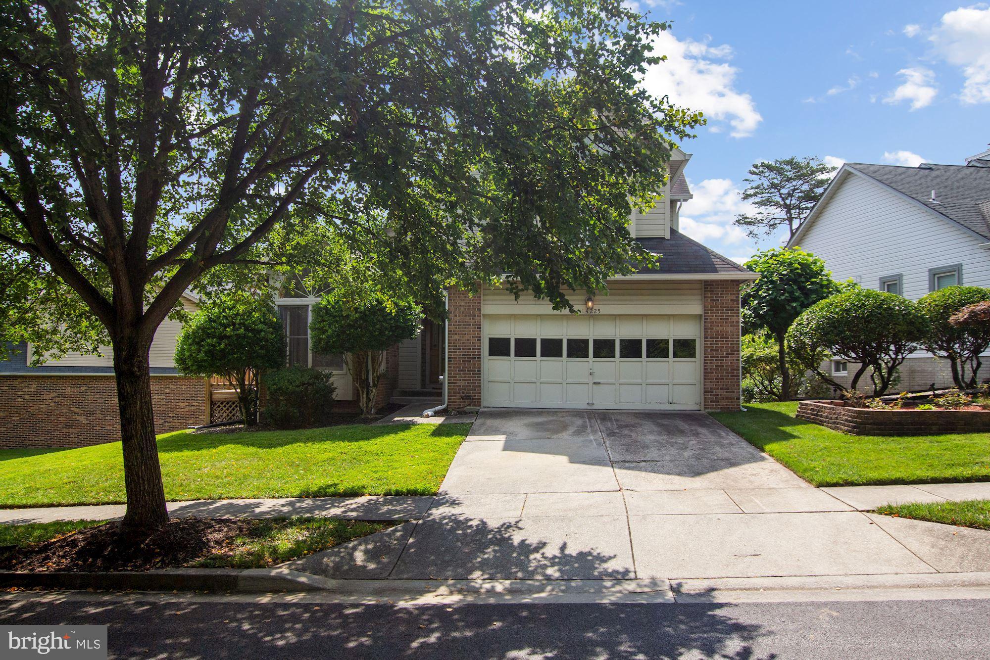 LAUREL - Residential