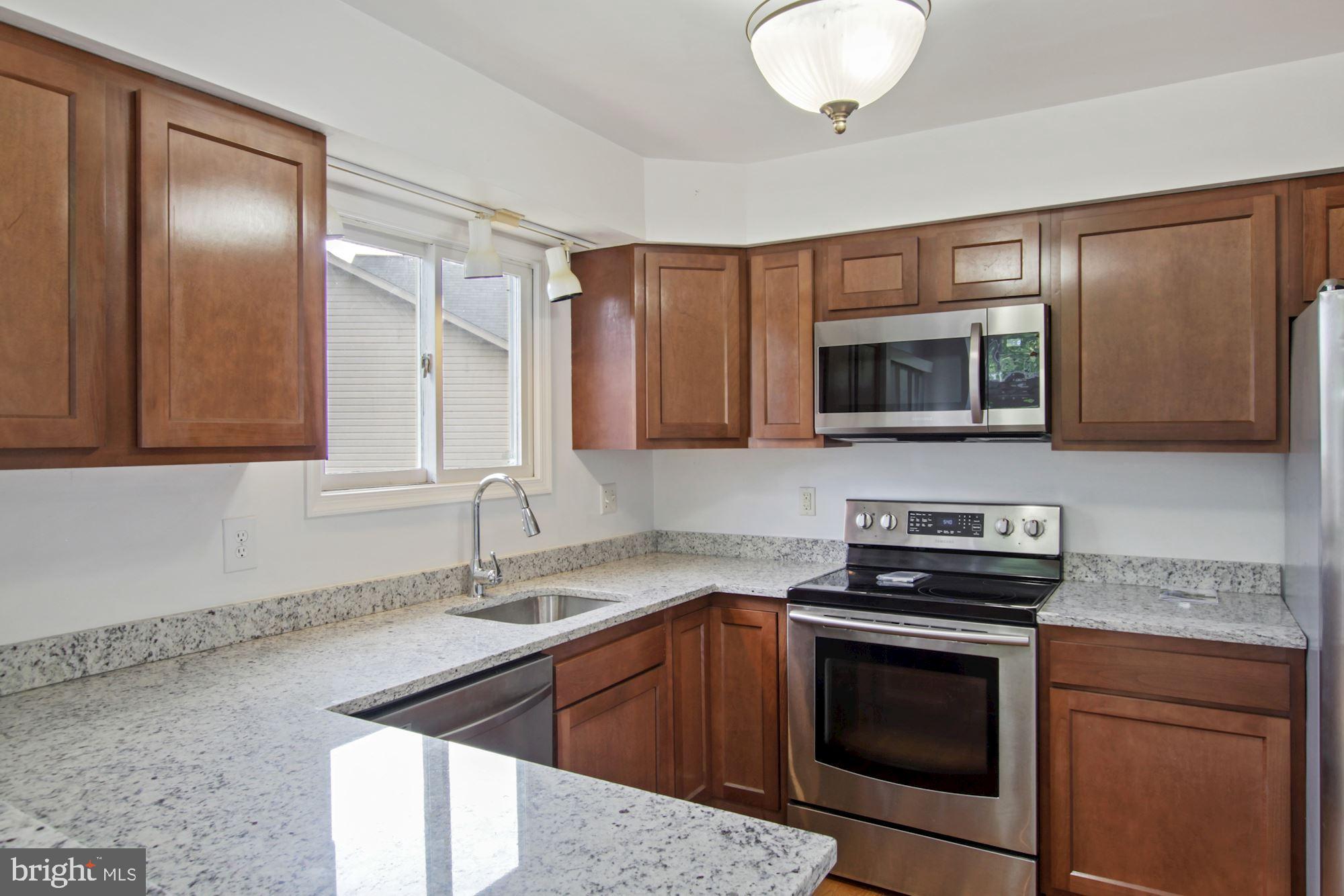 LAUREL - Residential