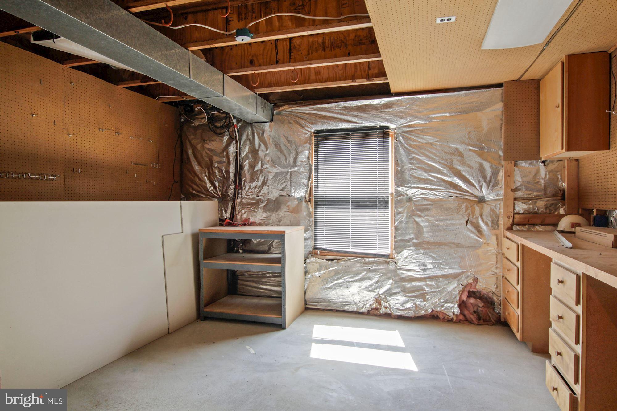 LAUREL - Residential