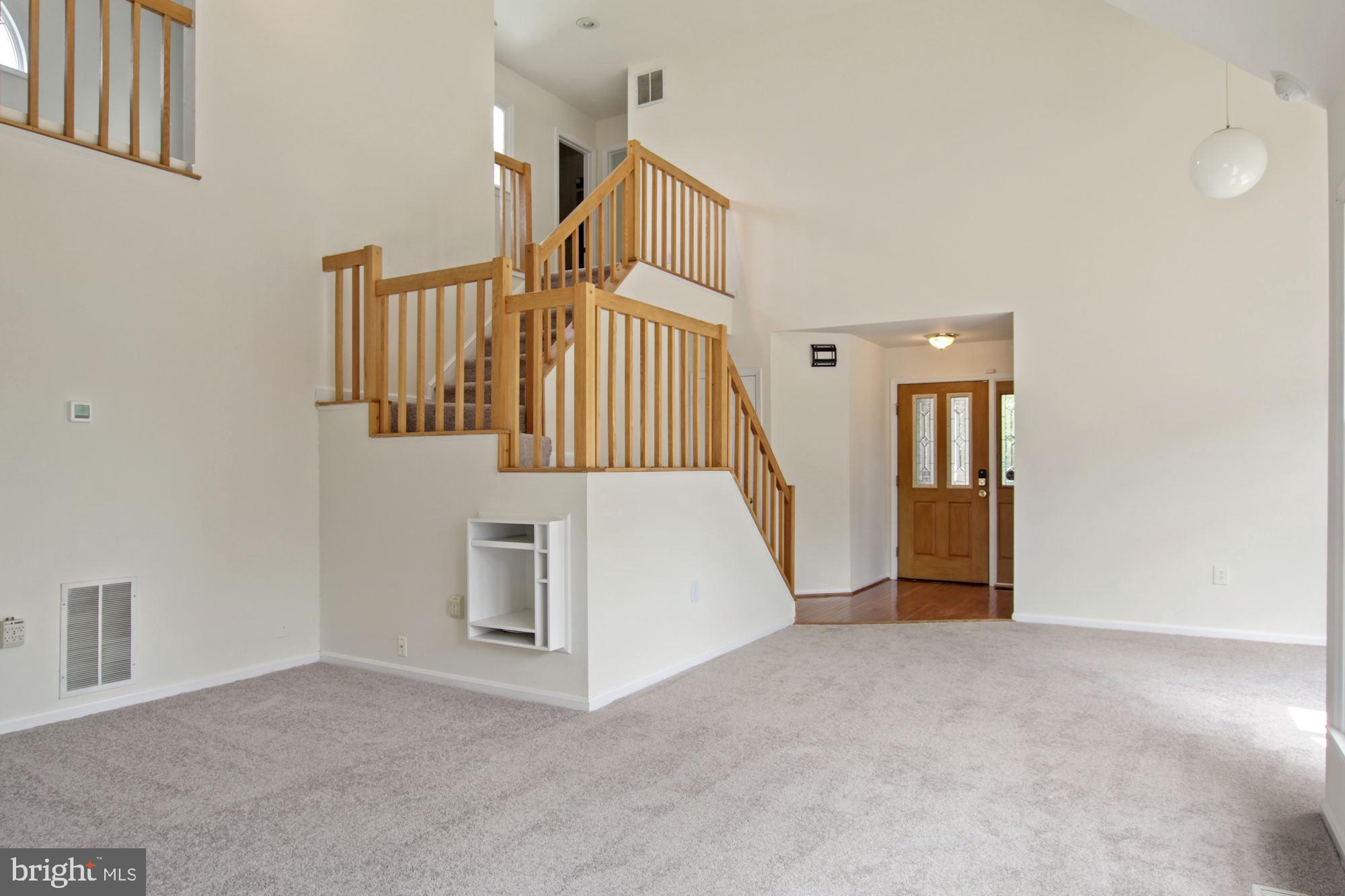 LAUREL - Residential