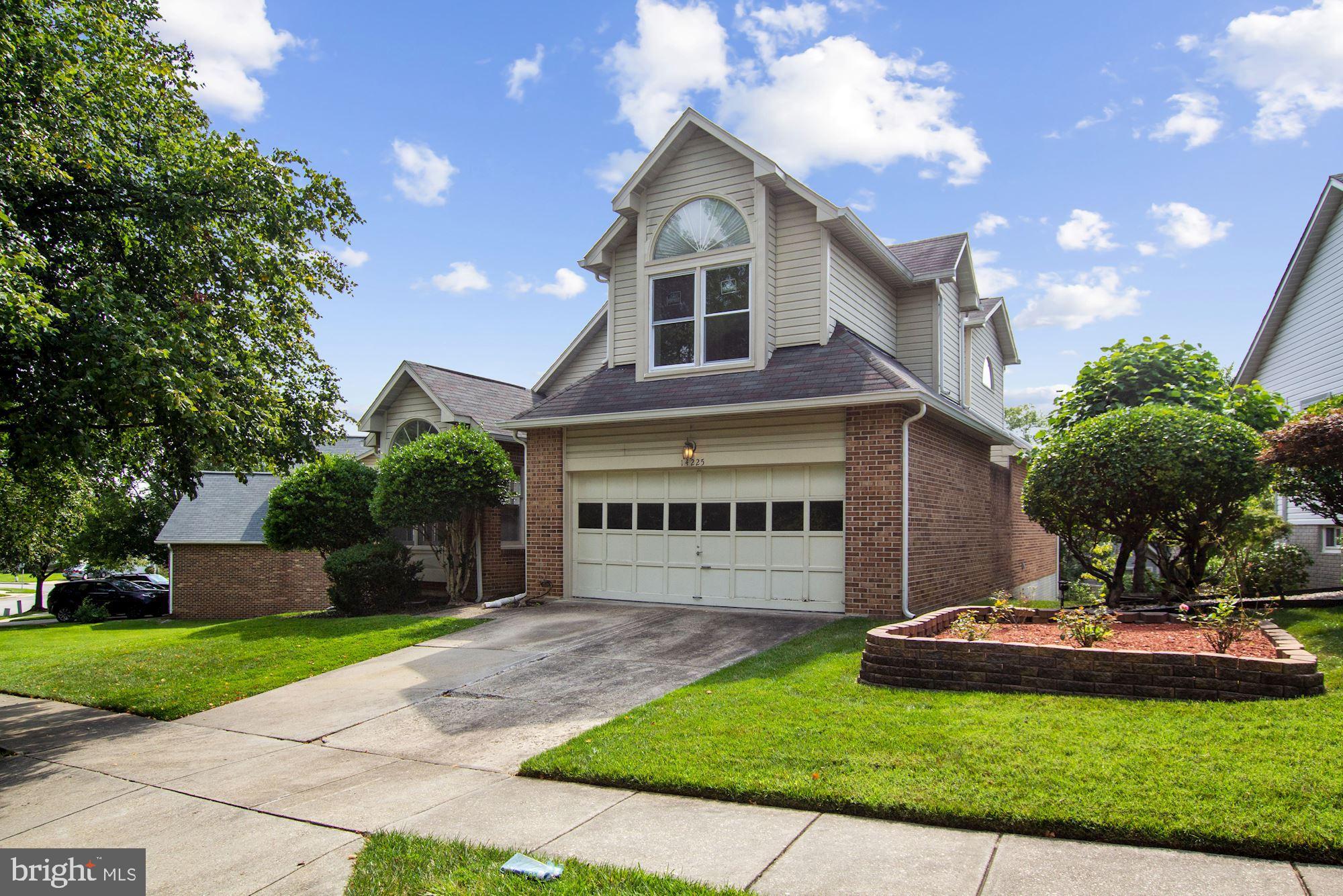 LAUREL - Residential