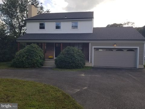 Photo of 4 W Katherine Avenue, OCEAN VIEW, NJ 08230 (MLS # NJCM2006090)