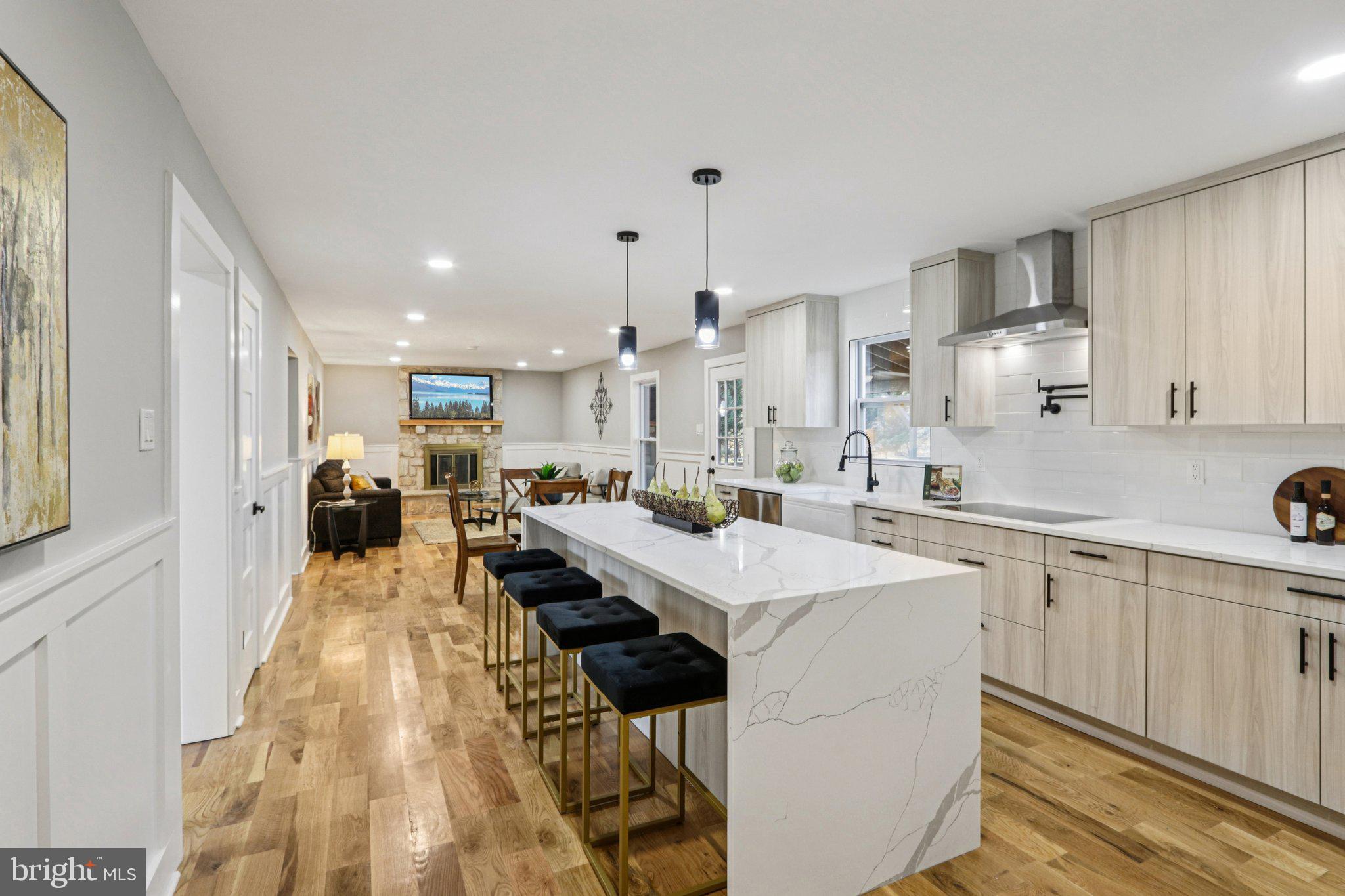 MAKEFIELD RIDGE - Residential