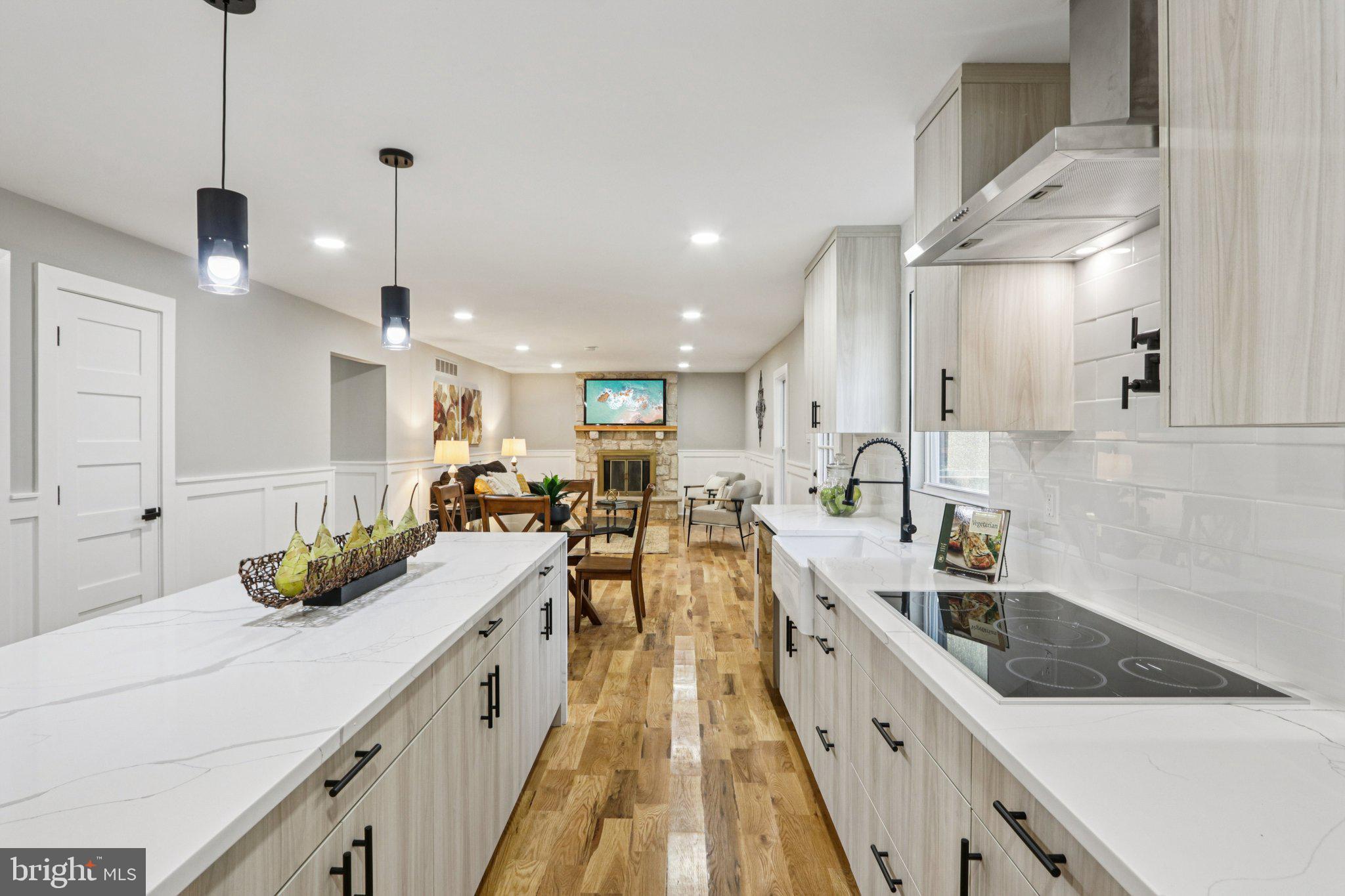 MAKEFIELD RIDGE - Residential