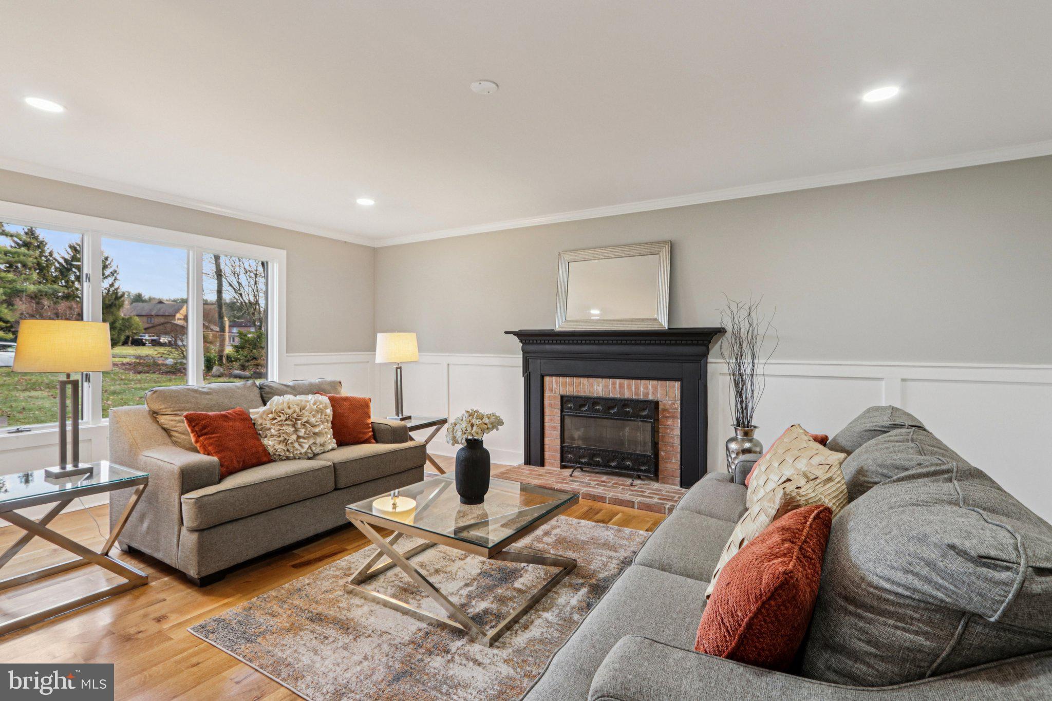 MAKEFIELD RIDGE - Residential