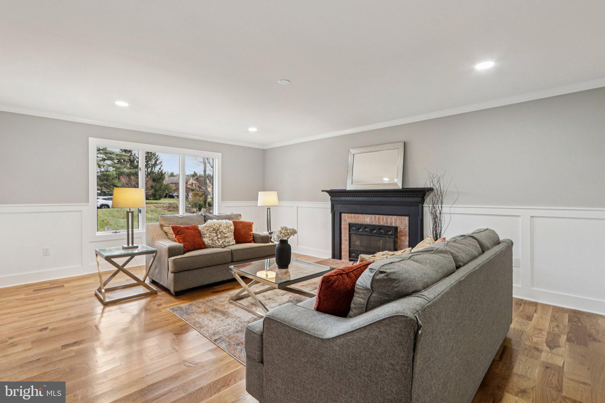 MAKEFIELD RIDGE - Residential