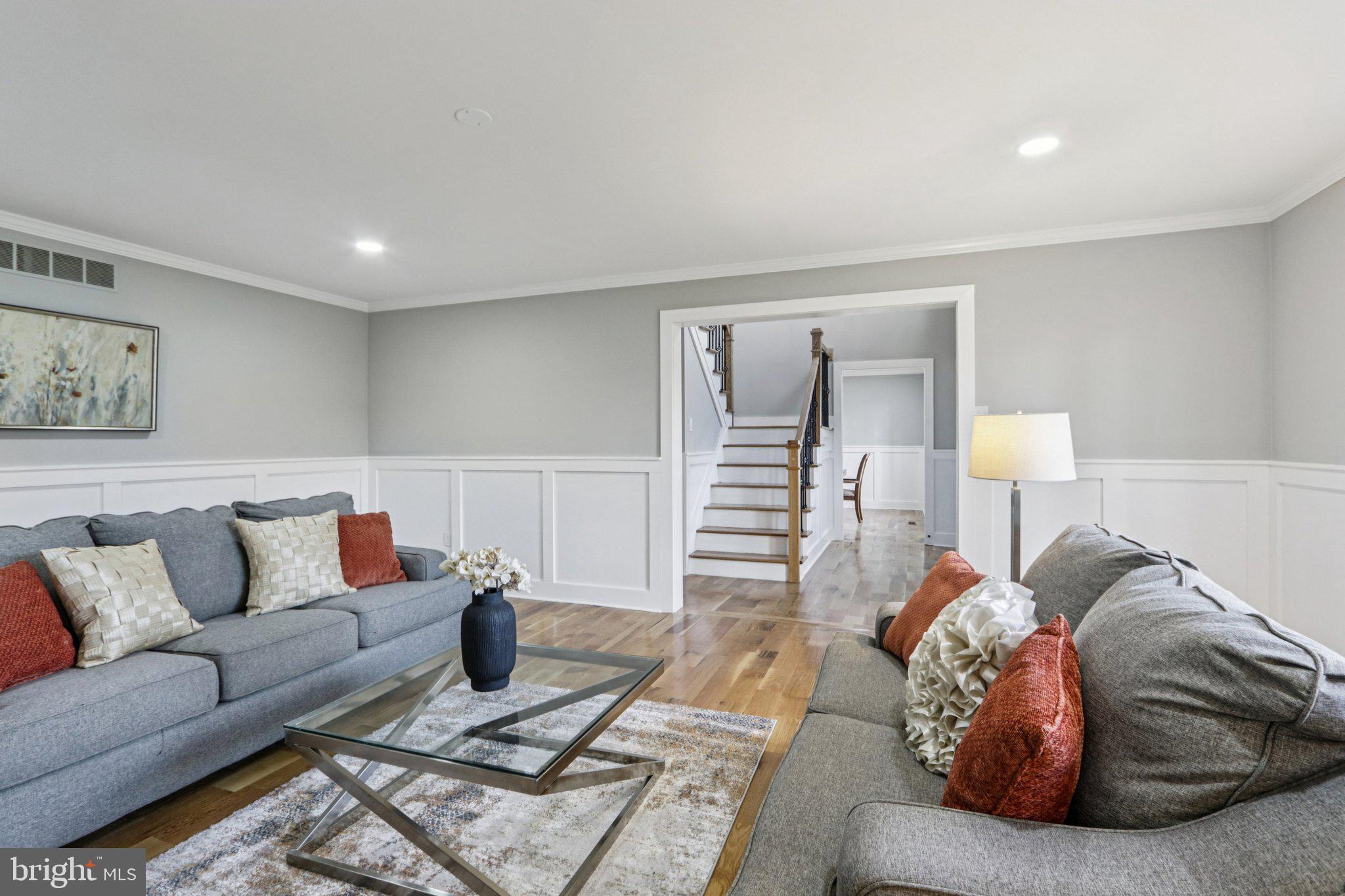 MAKEFIELD RIDGE - Residential