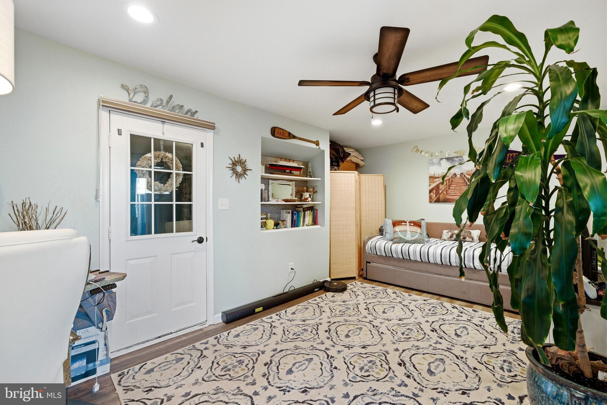 NORTH CHESAPEAKE BEACH - Residential