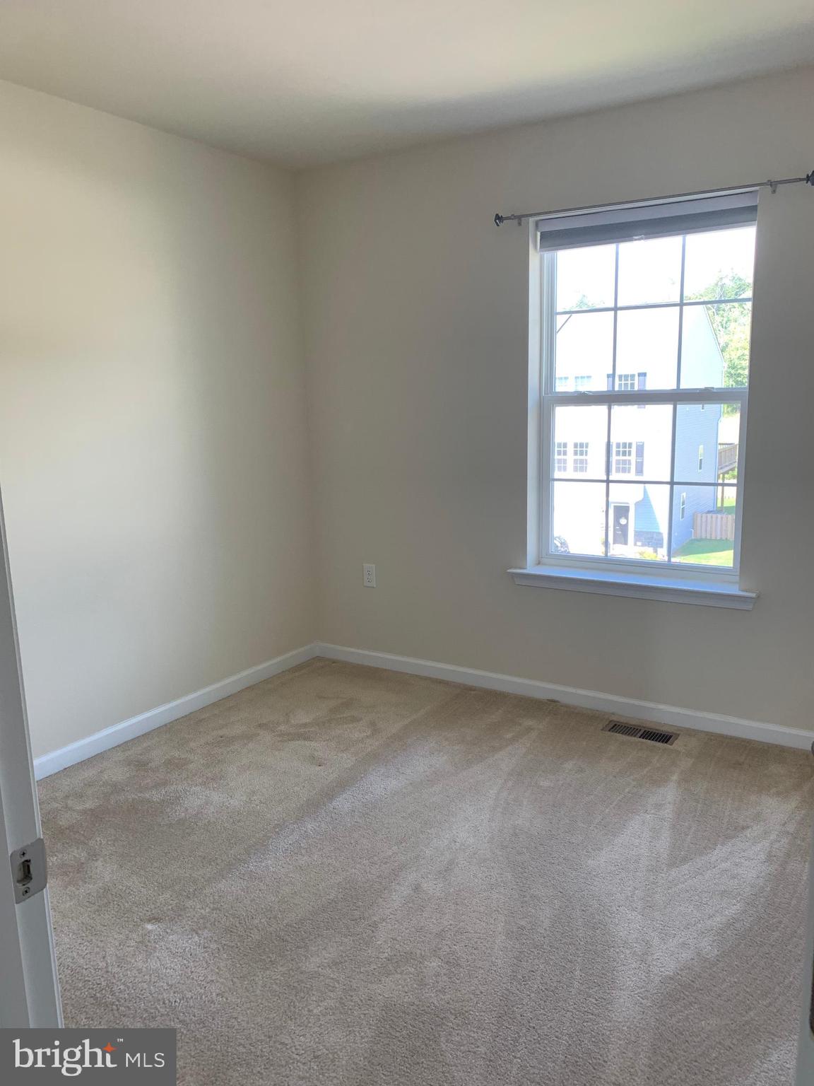 STONEBROOK VILLAGE - Residential Lease