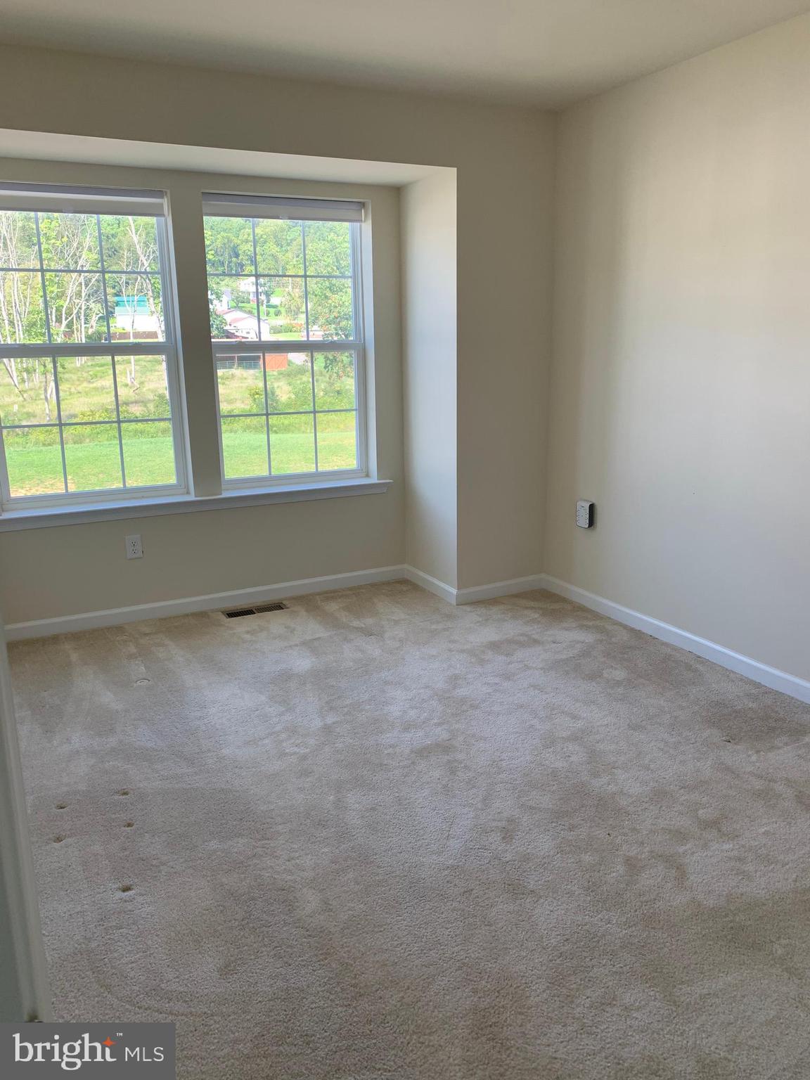 STONEBROOK VILLAGE - Residential Lease