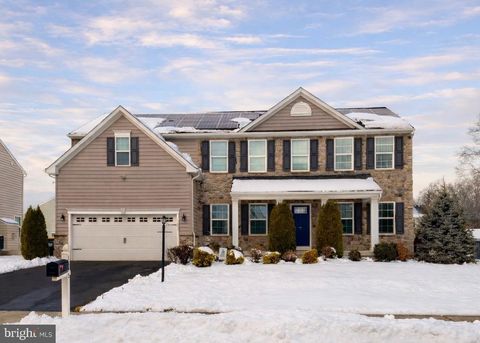 1695 LATCH STRING LANE HATFIELD PA 19440