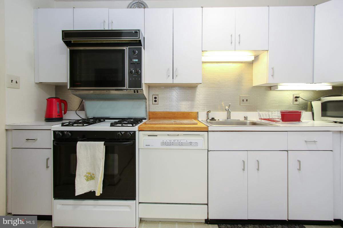 4620 NORTH PARK AVE - Residential