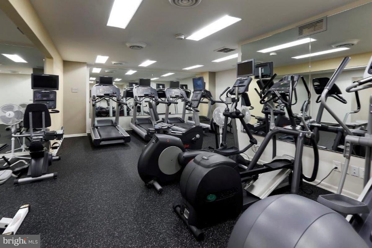 4620 NORTH PARK AVE - Residential