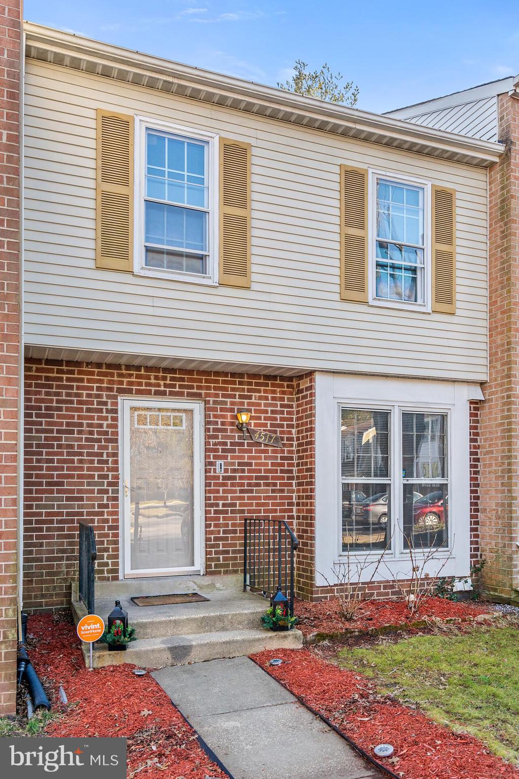 TOWNS OF FOREST HILLS - Residential