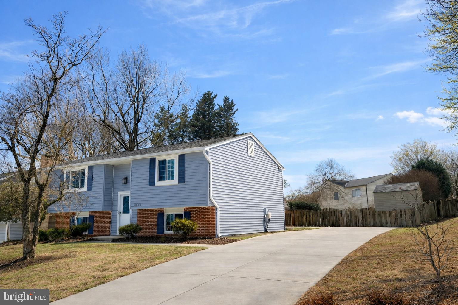 EDGELEA WOODS - Residential