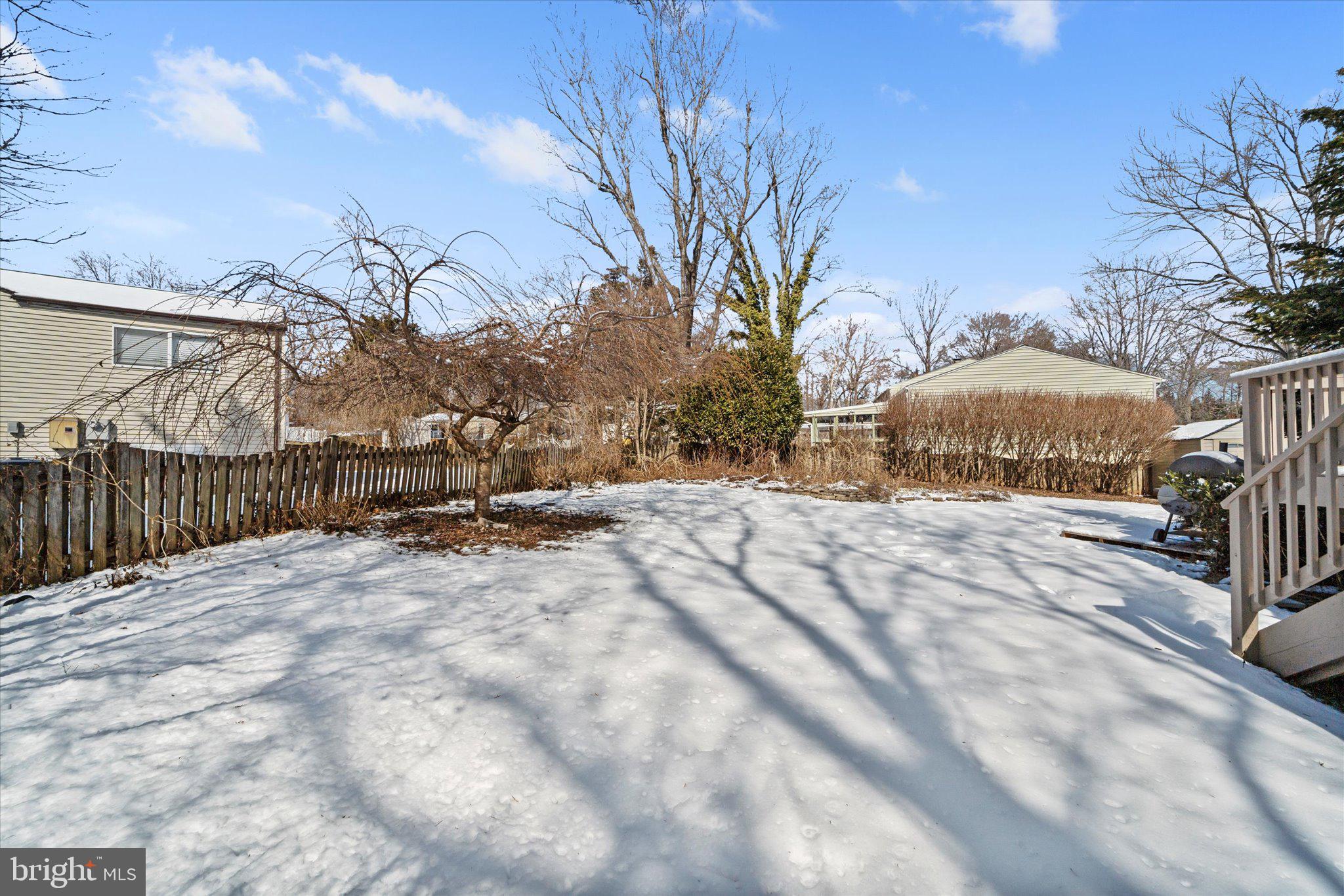 EDGELEA WOODS - Residential