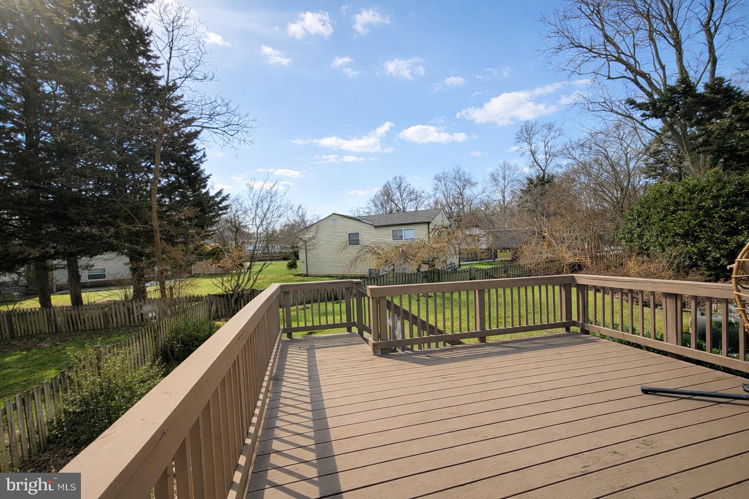 EDGELEA WOODS - Residential