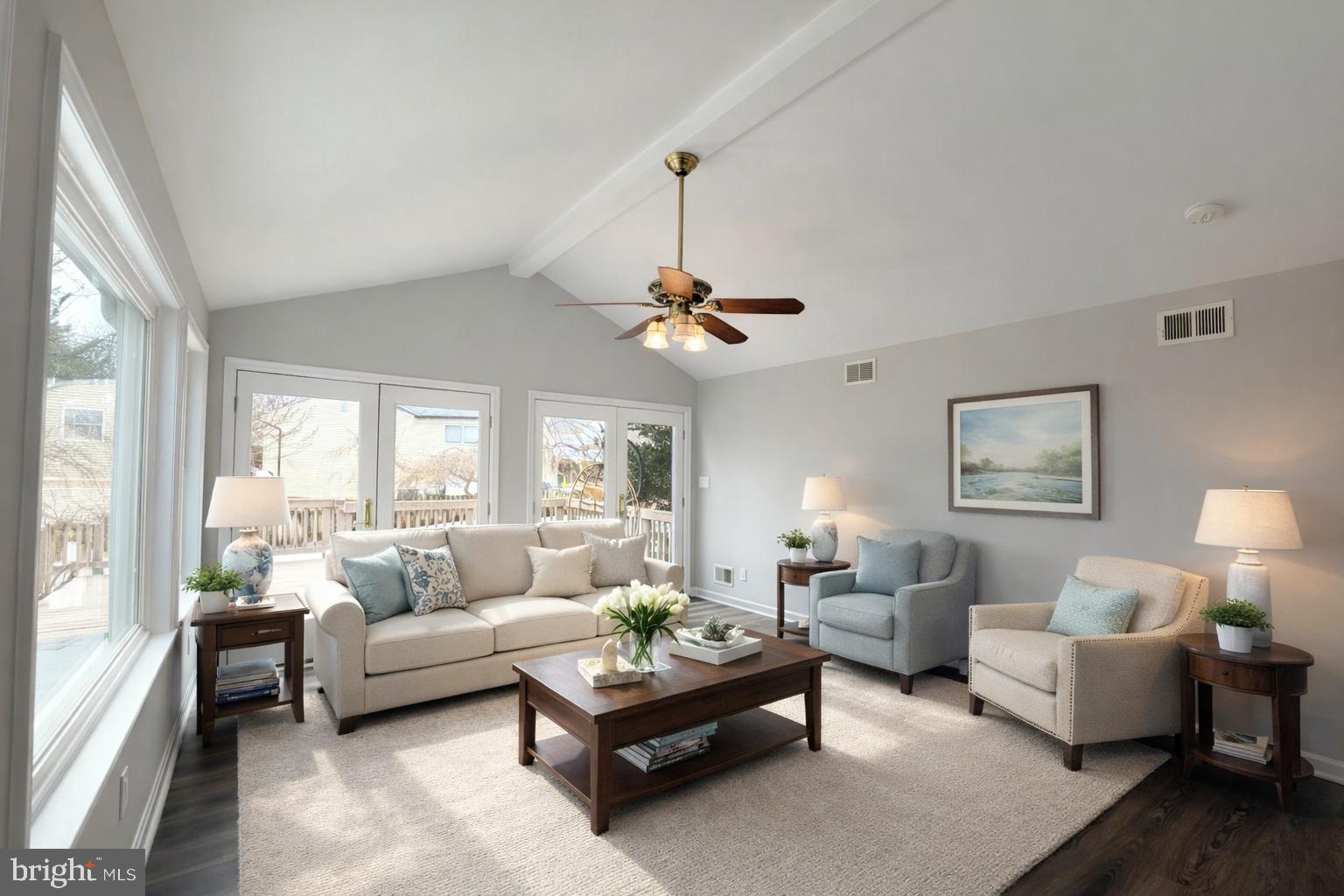 EDGELEA WOODS - Residential